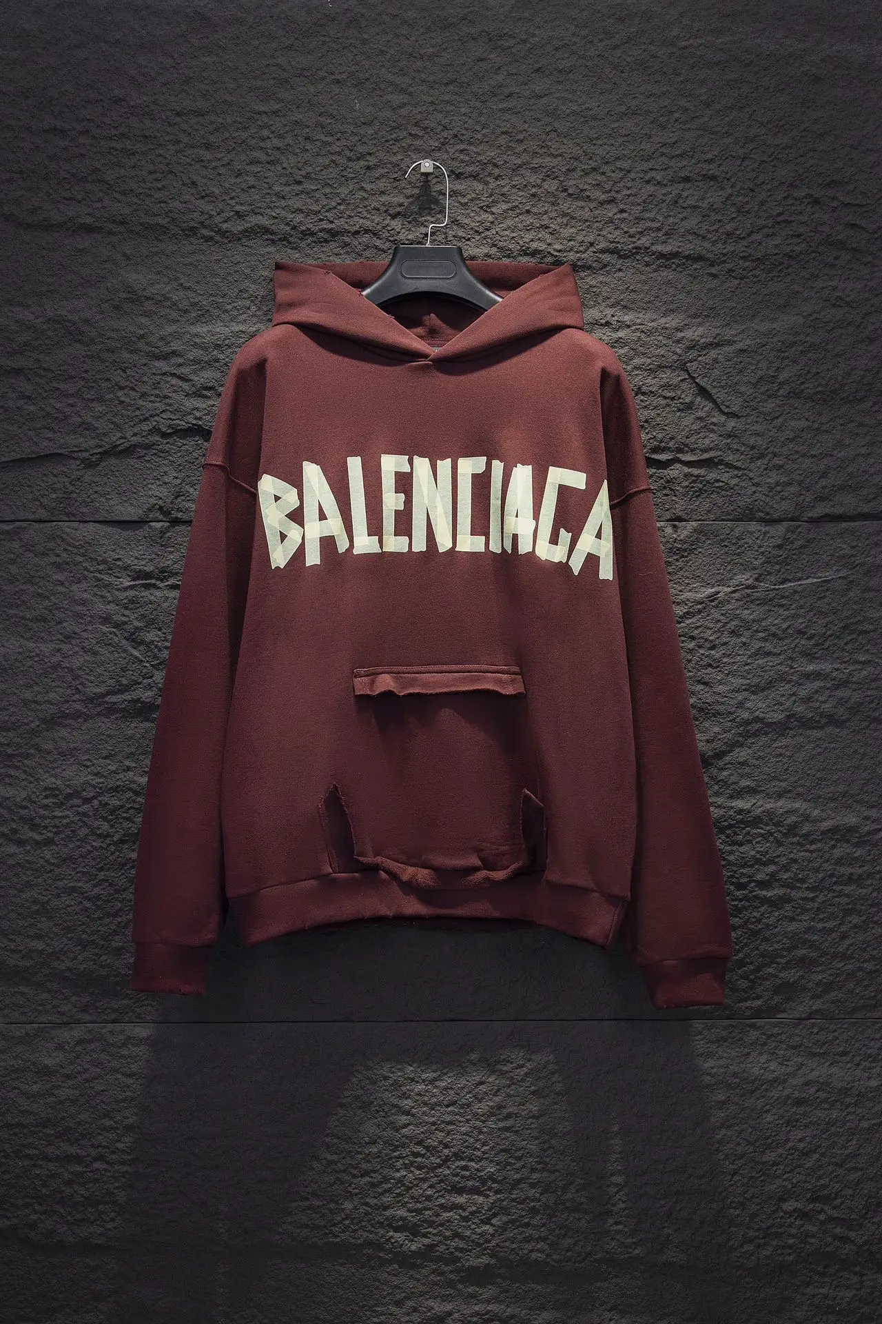 Tape Logo Distressed Oversized Hoodie D19523003