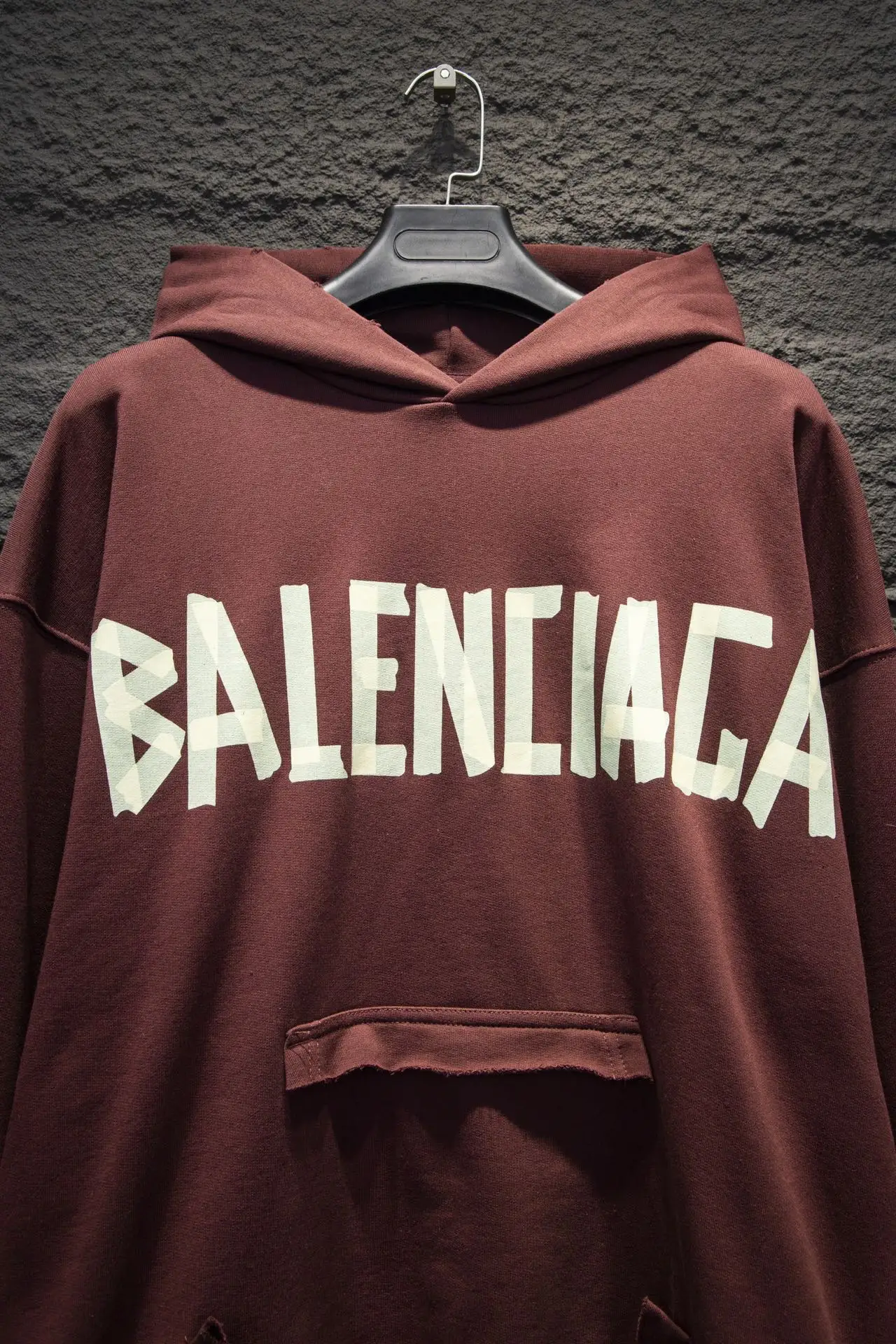 Tape Logo Distressed Oversized Hoodie D19523003 — view 3