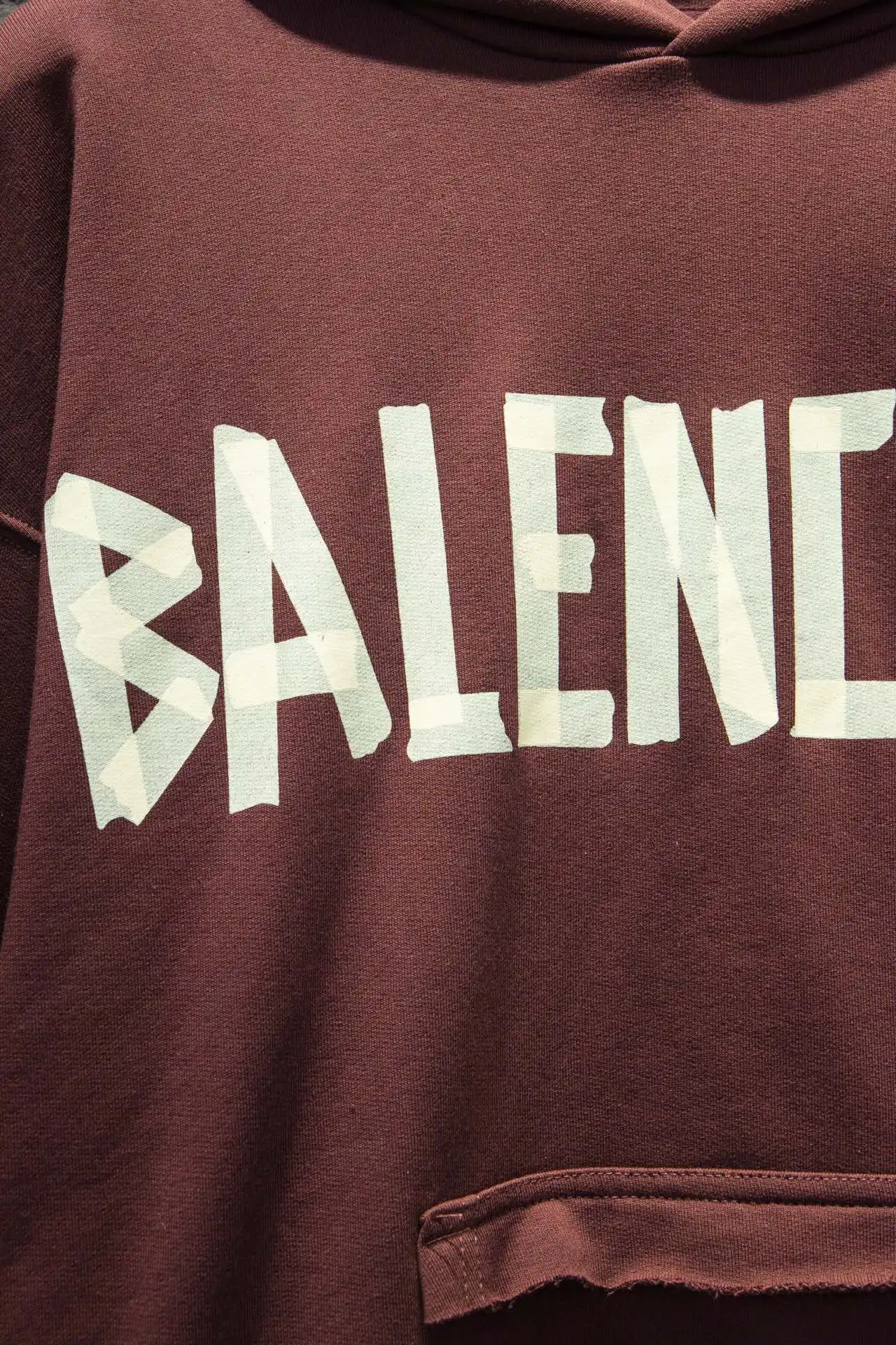 Tape Logo Distressed Oversized Hoodie D19523003 — view 4