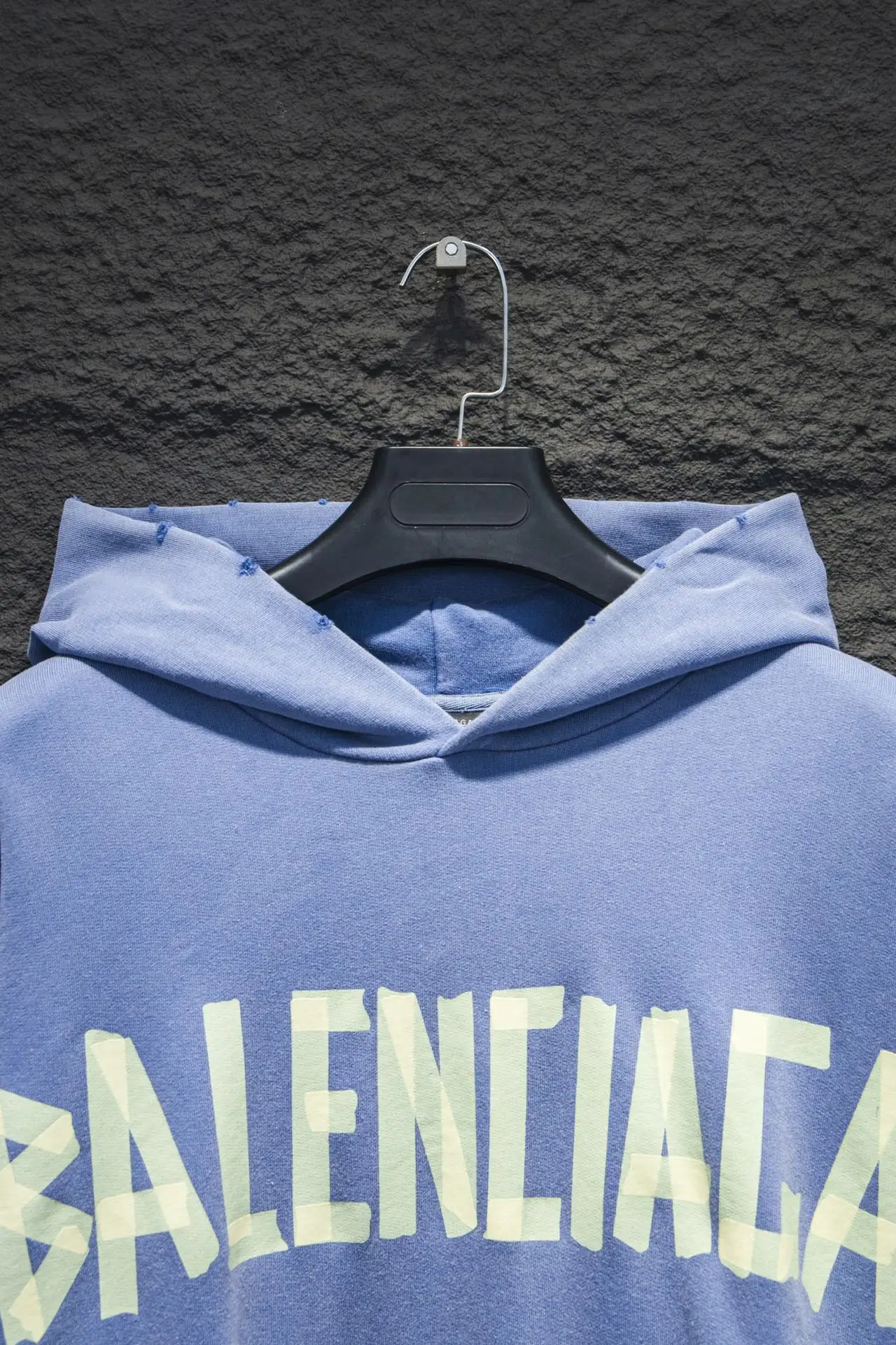 Tape Logo Distressed Oversized Hoodie D19523001 — view 3