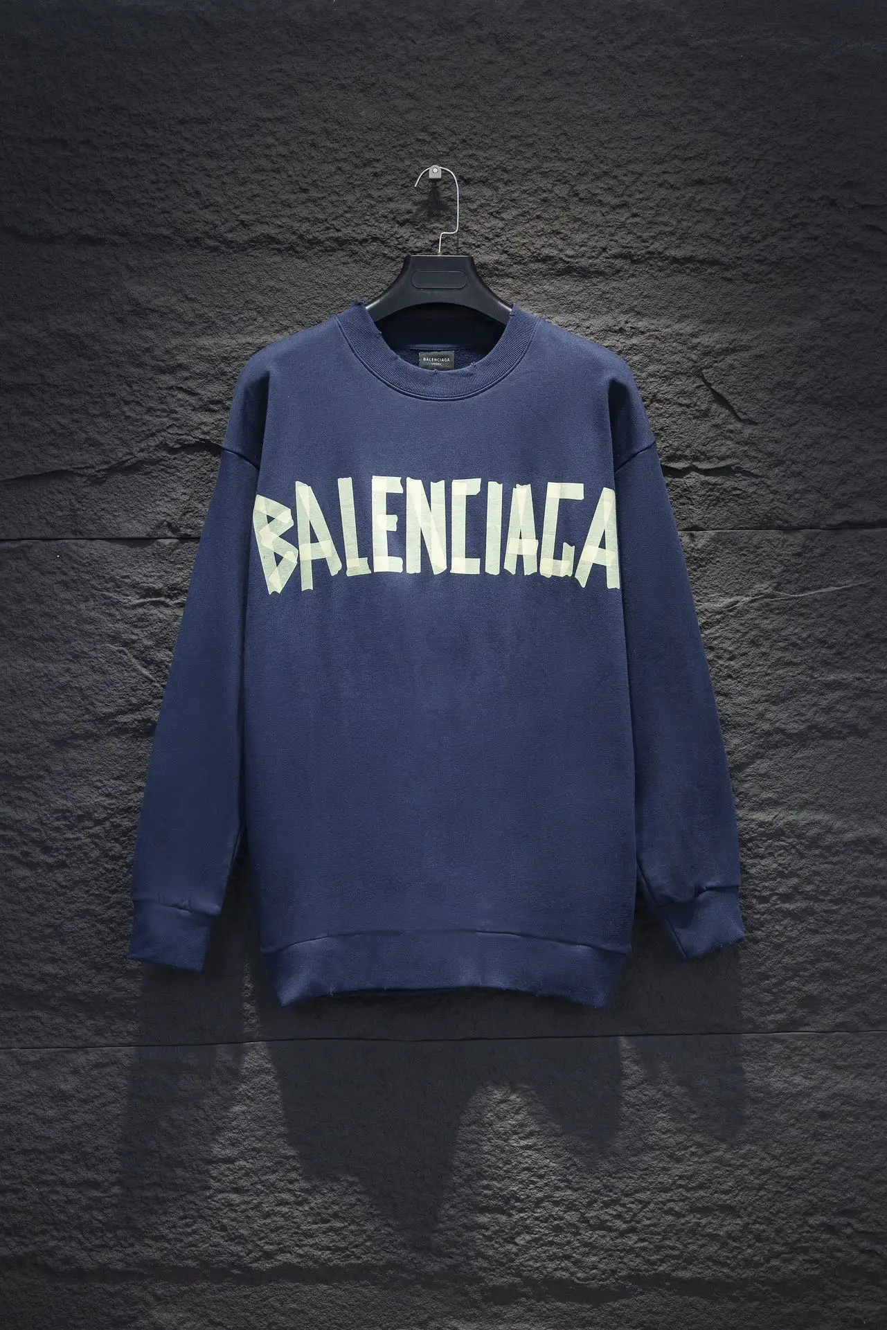 Tape Logo Distressed Oversized Sweatshirt D16522997