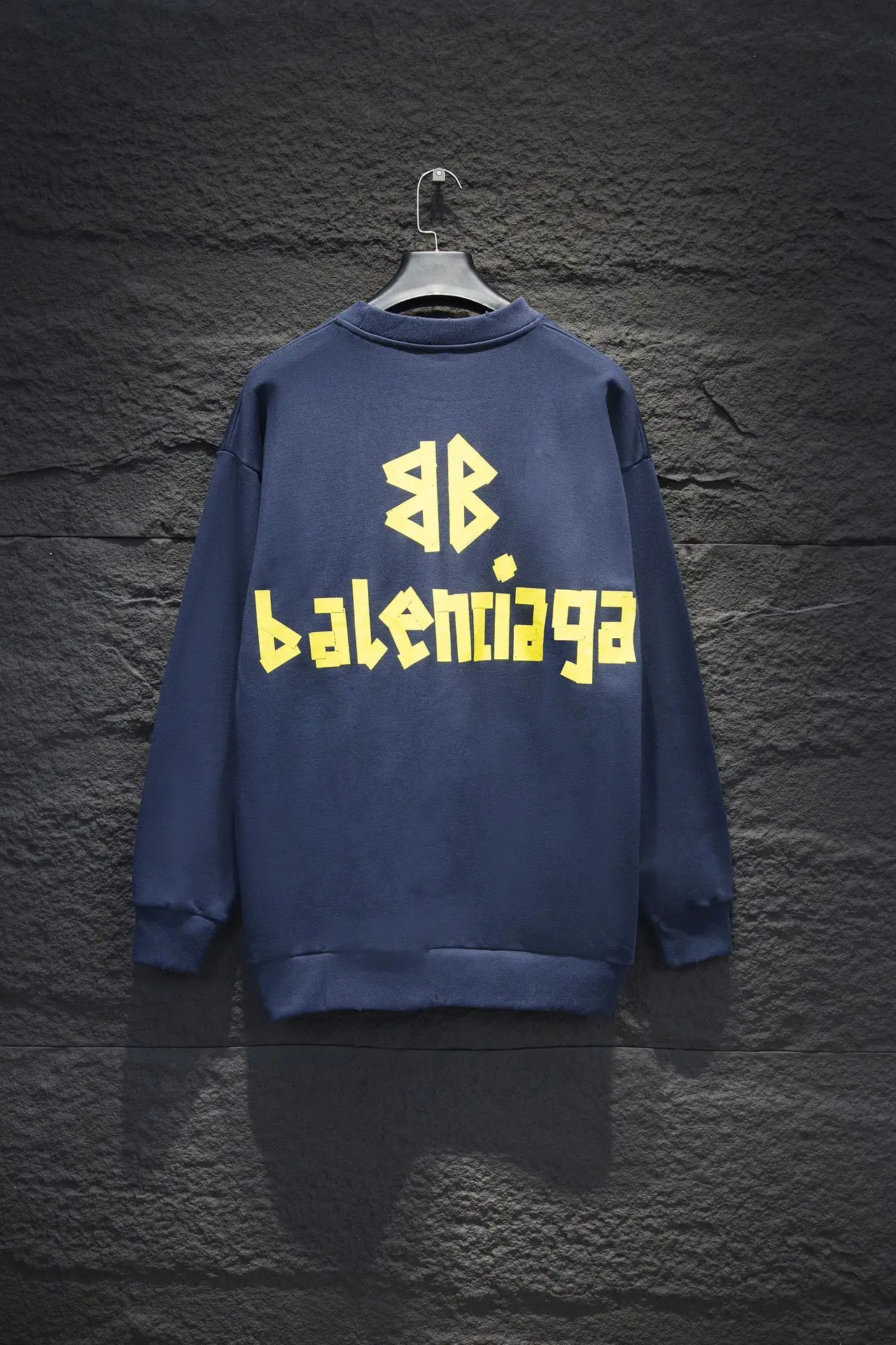 Tape Logo Distressed Oversized Sweatshirt D16522997 — view 2