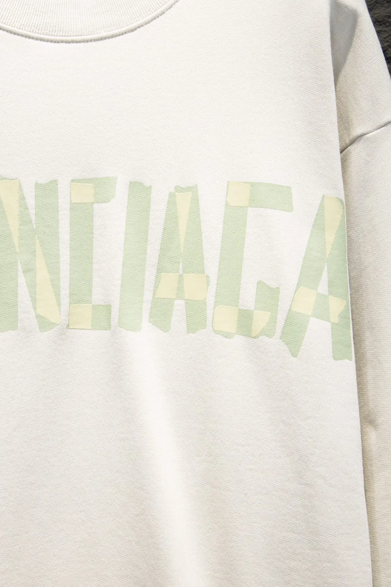 Logo Tape Distressed Crew-Neck Sweatshirt D16522999 — view 6