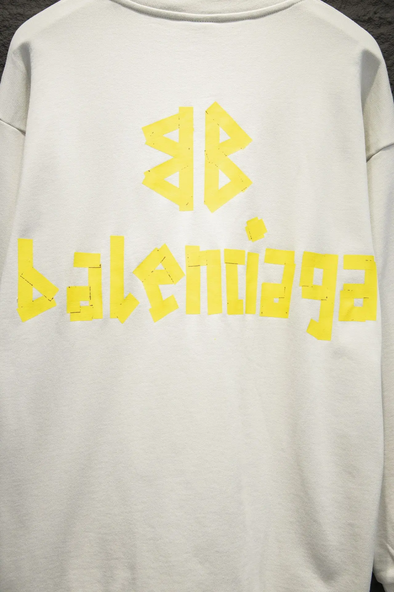 Logo Tape Distressed Crew-Neck Sweatshirt D16522999 — view 7
