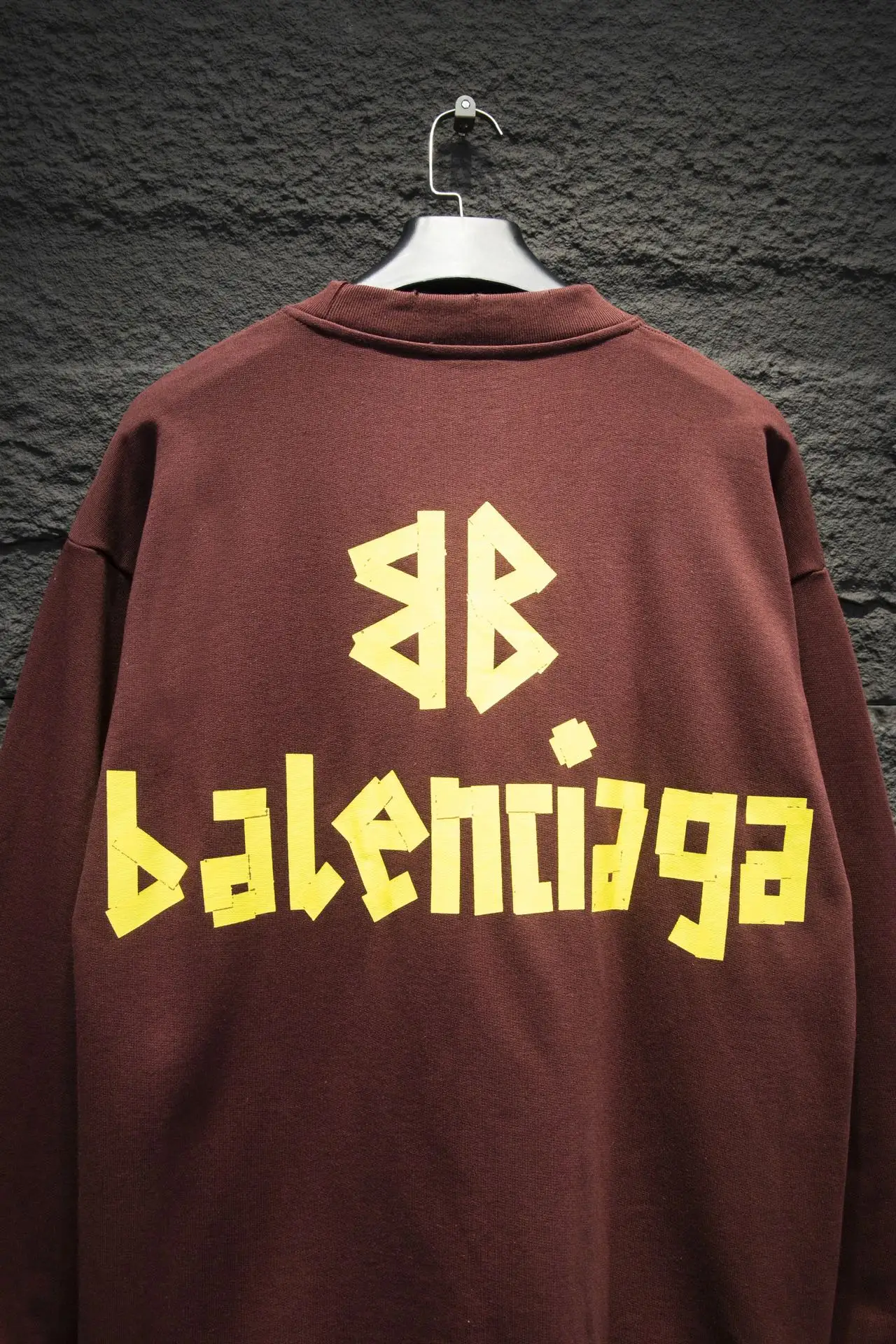 Tape Logo Distressed Crew-Neck Sweatshirt D16522998 — view 7