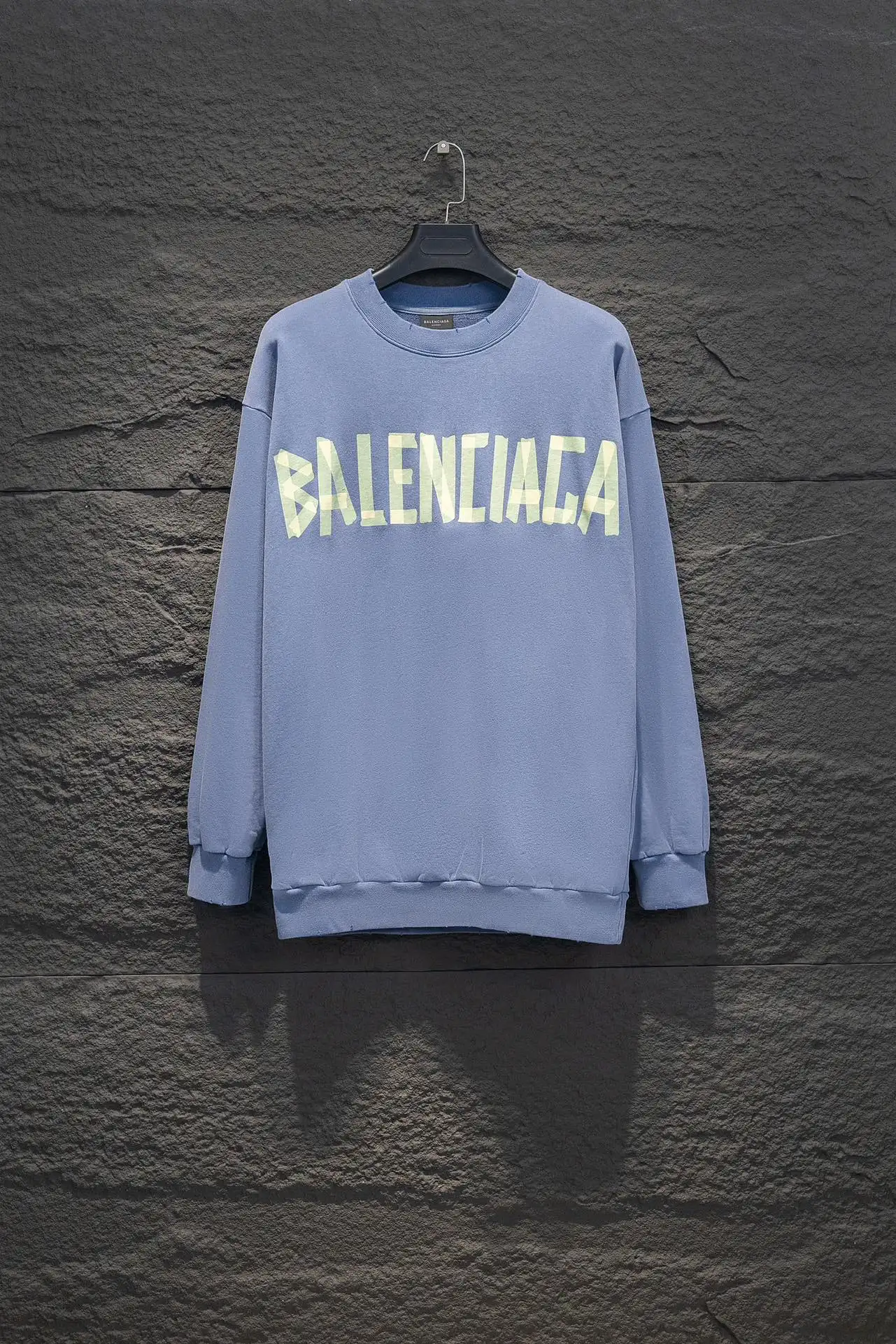 Tape Logo Distressed Oversized Sweatshirt D16522995