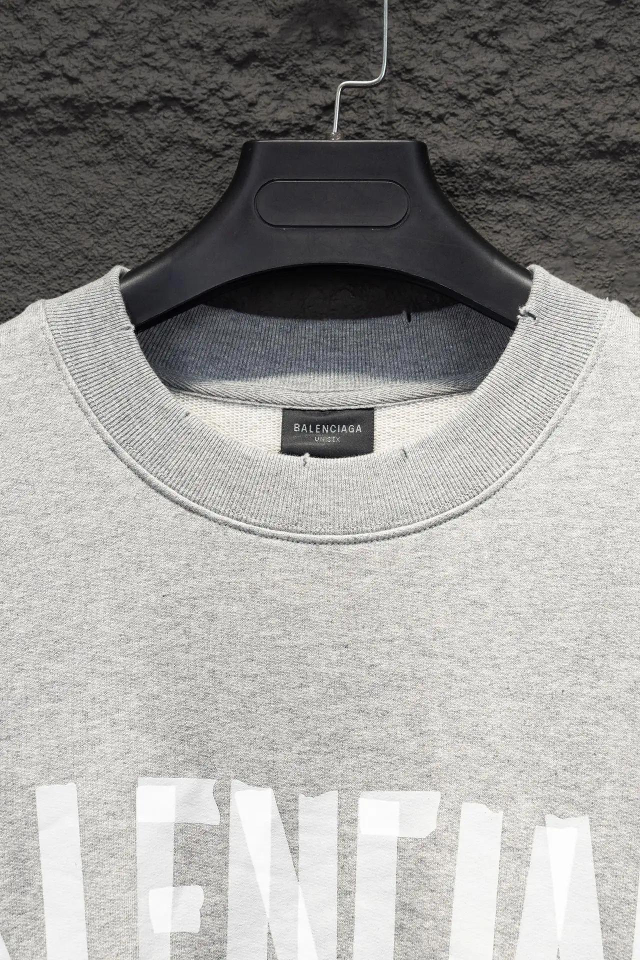 Logo Tape Distressed Crew-Neck Sweatshirt D16522996 — view 3