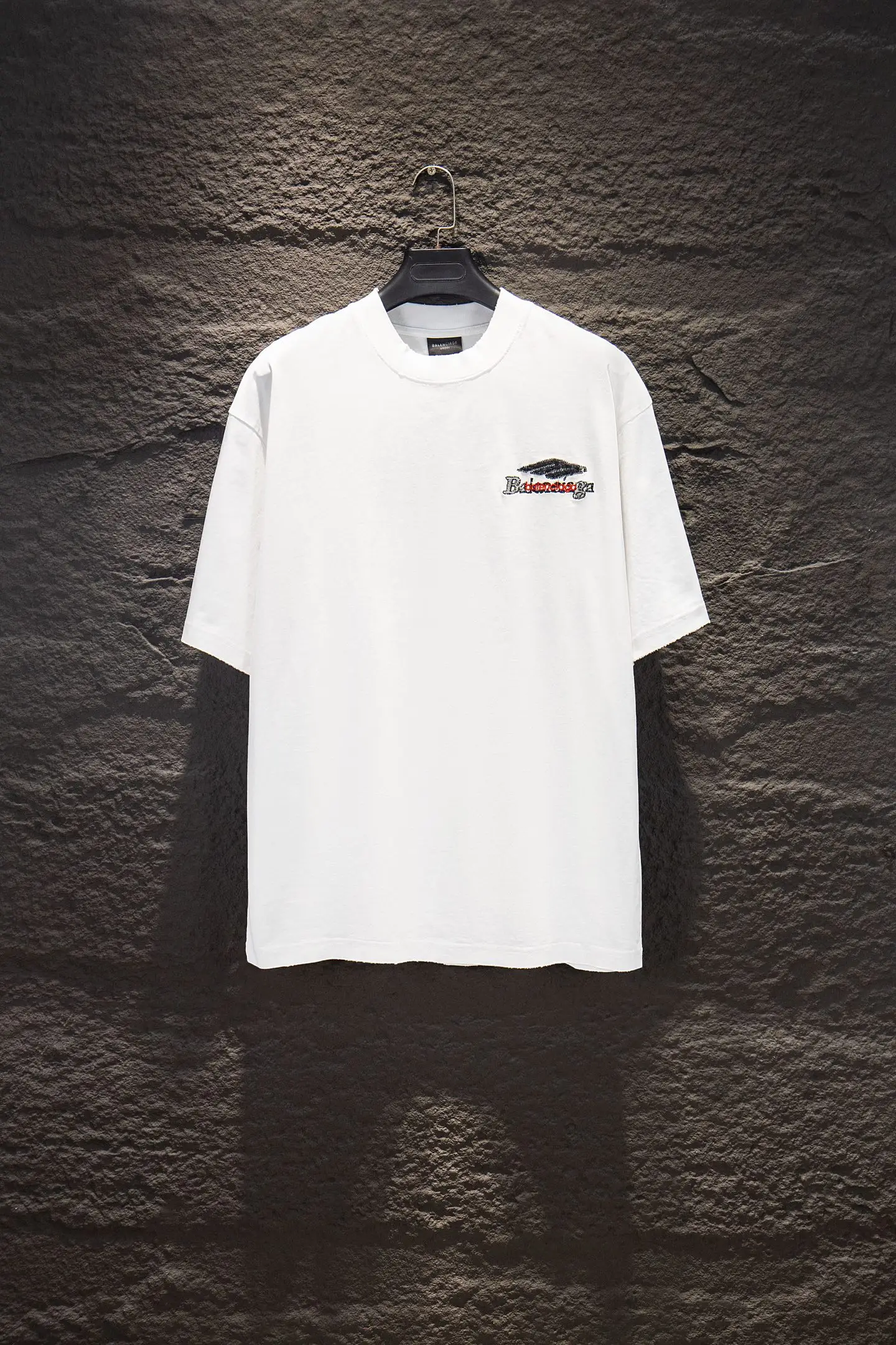 Distressed Embroidered Oversized T-Shirt D13014992