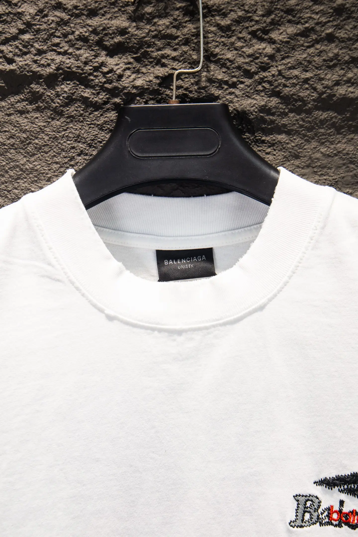 Distressed Embroidered Oversized T-Shirt D13014992 — view 3