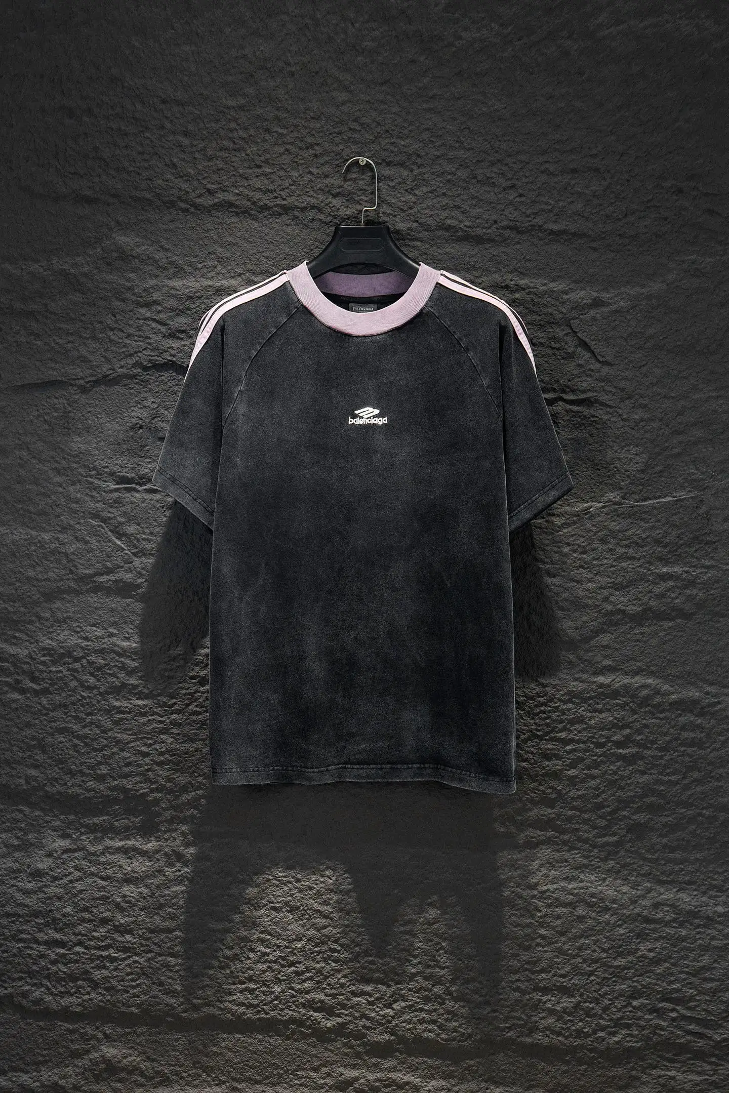 Oversized Distressed Logo-Embroidered T-Shirt D13014988