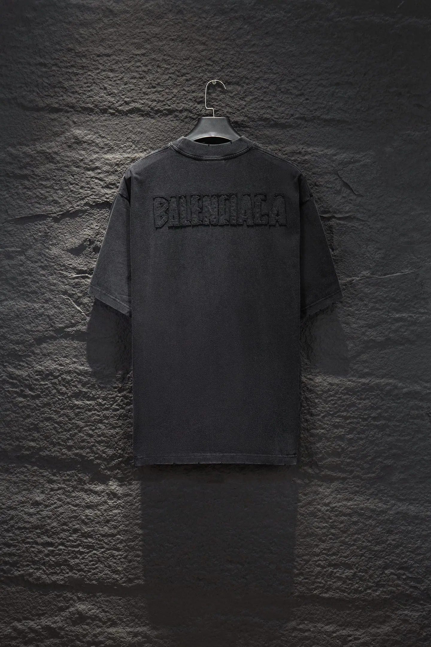 Oversized Distressed Logo-Embroidered T-Shirt D13514983 — view 2