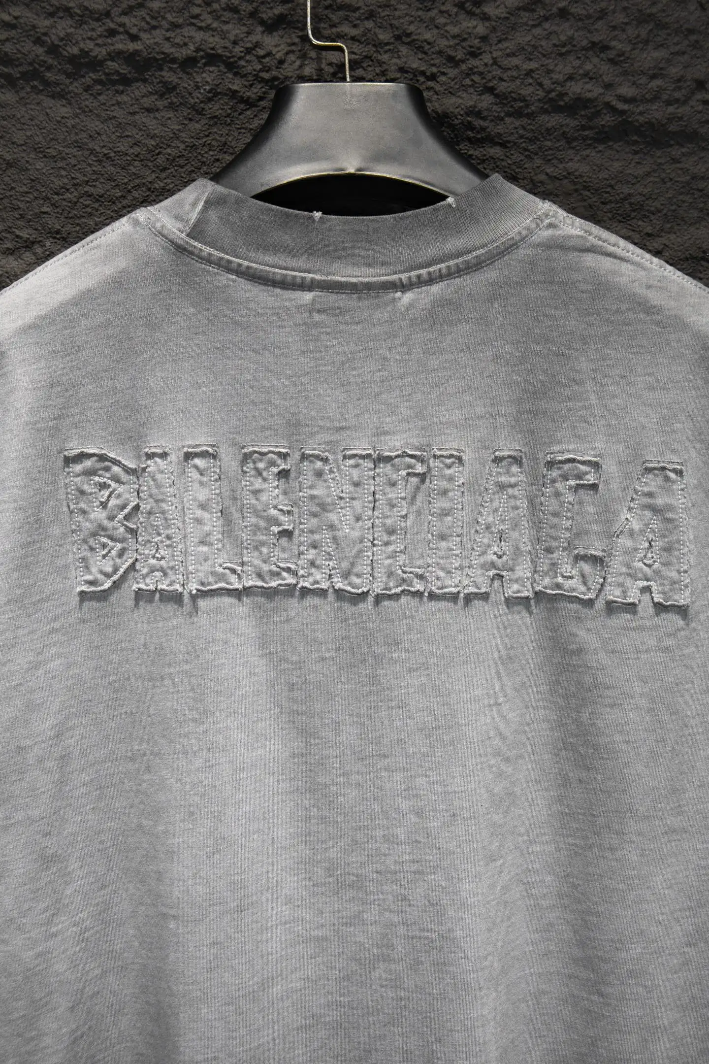 Oversized Distressed Logo-Embroidered T-Shirt D13514982 — view 5