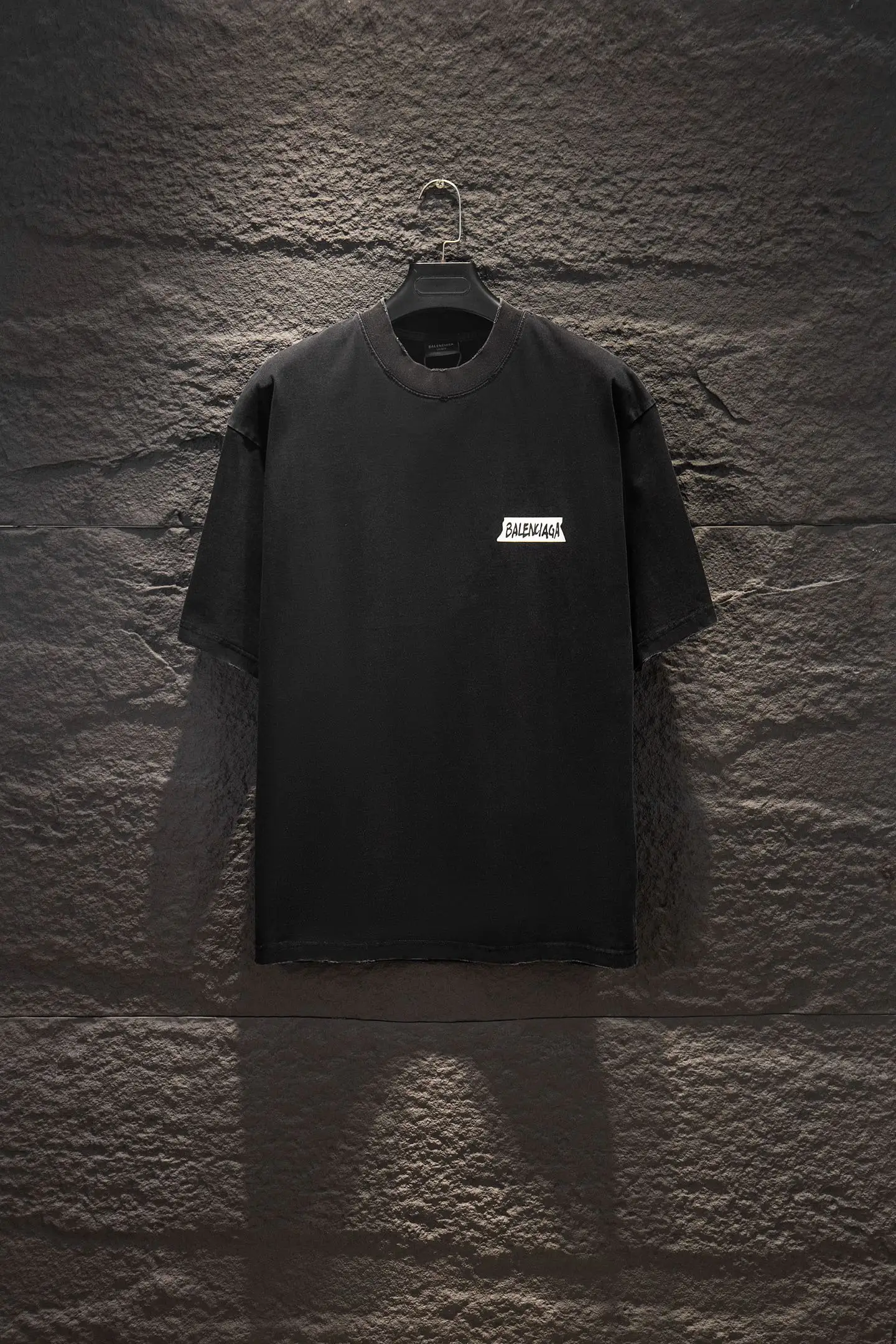 Oversized Distressed Logo T-Shirt D13014981