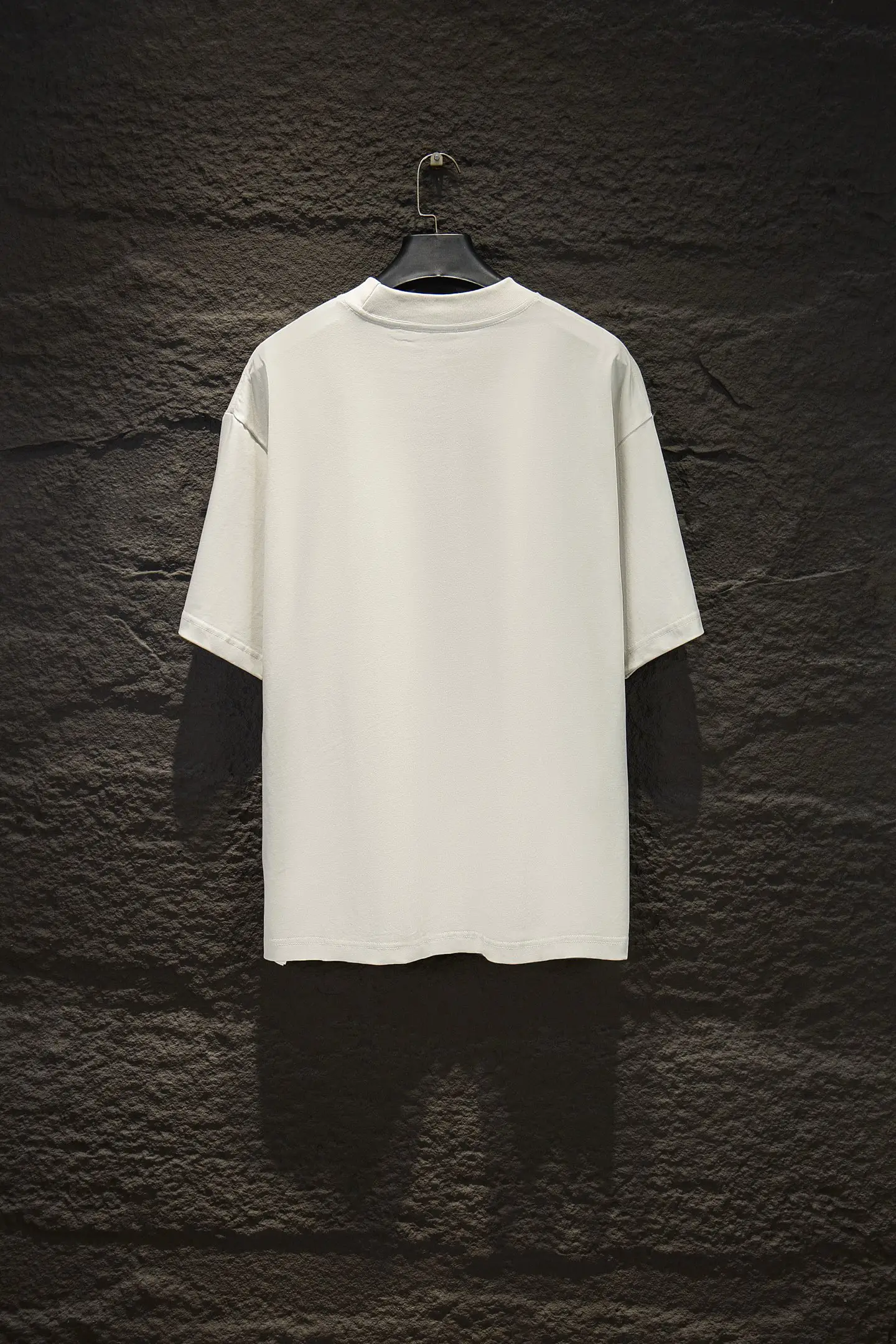 Bow Graphic Oversized Cotton T-Shirt D11914977 — view 2
