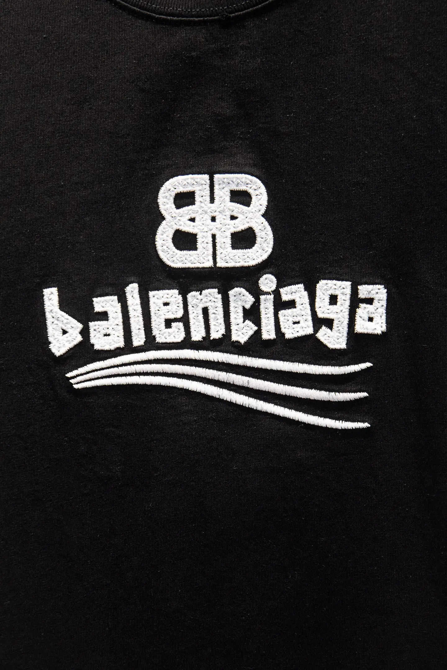 Oversized Distressed Logo-Embroidered T-Shirt D14514966 — view 4