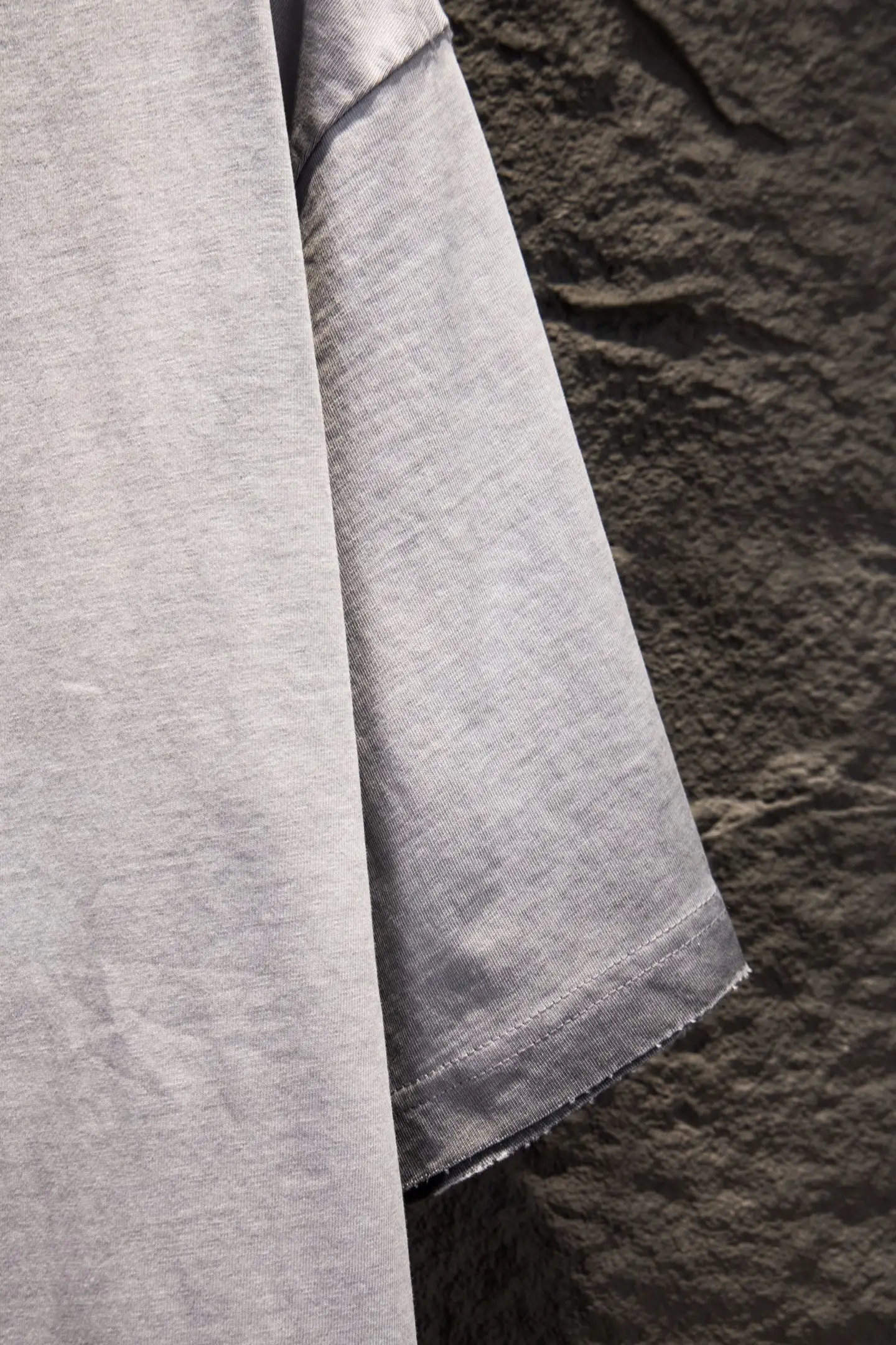 Logo Embroidered Oversized Distressed T-Shirt D14514965 — view 7