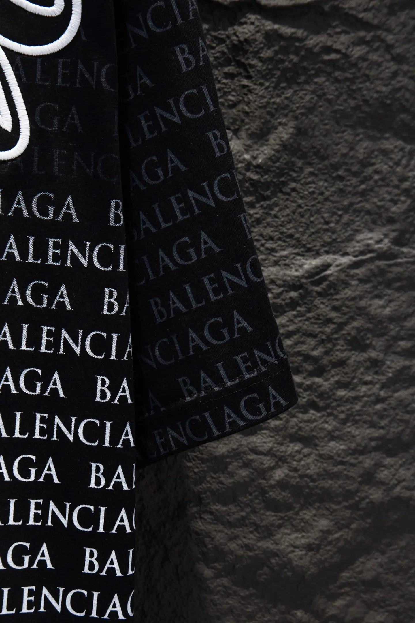 Logo-Embroidered Oversized Cotton T-Shirt D14512280 — view 6