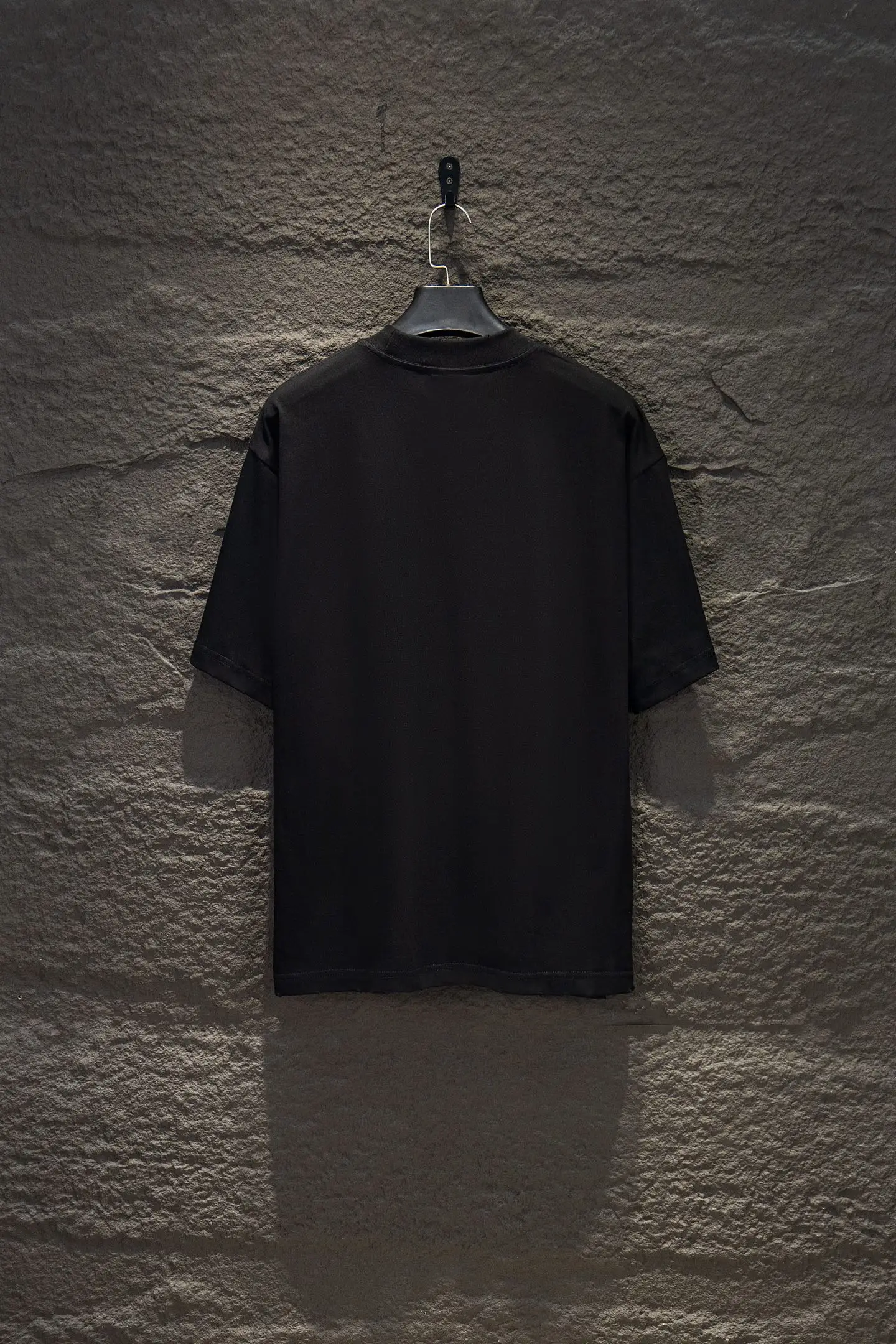 Short Sleeve Top Black D12512289 — view 2