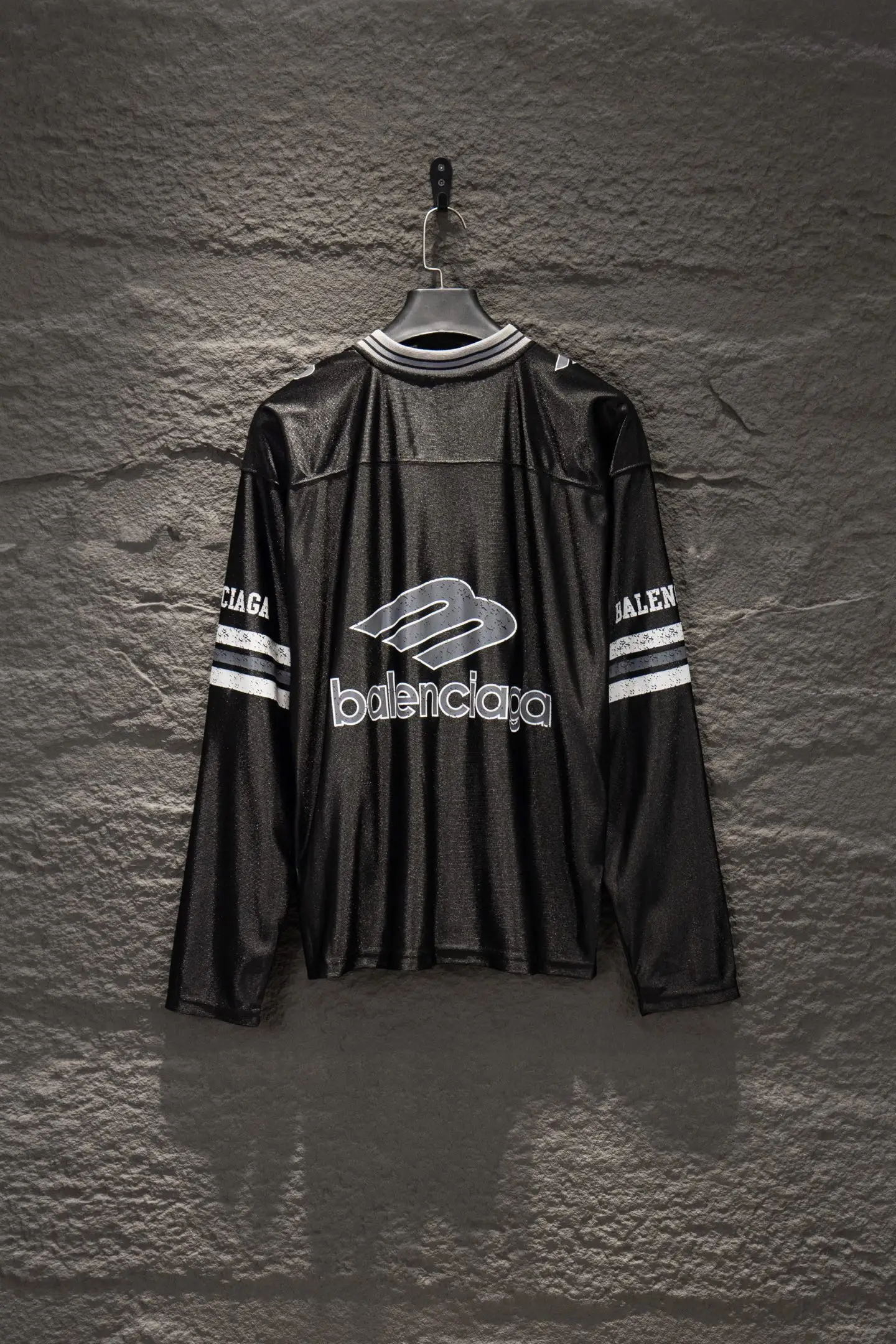 Oversized Paneled Logo Jersey Top D13922965 — view 2