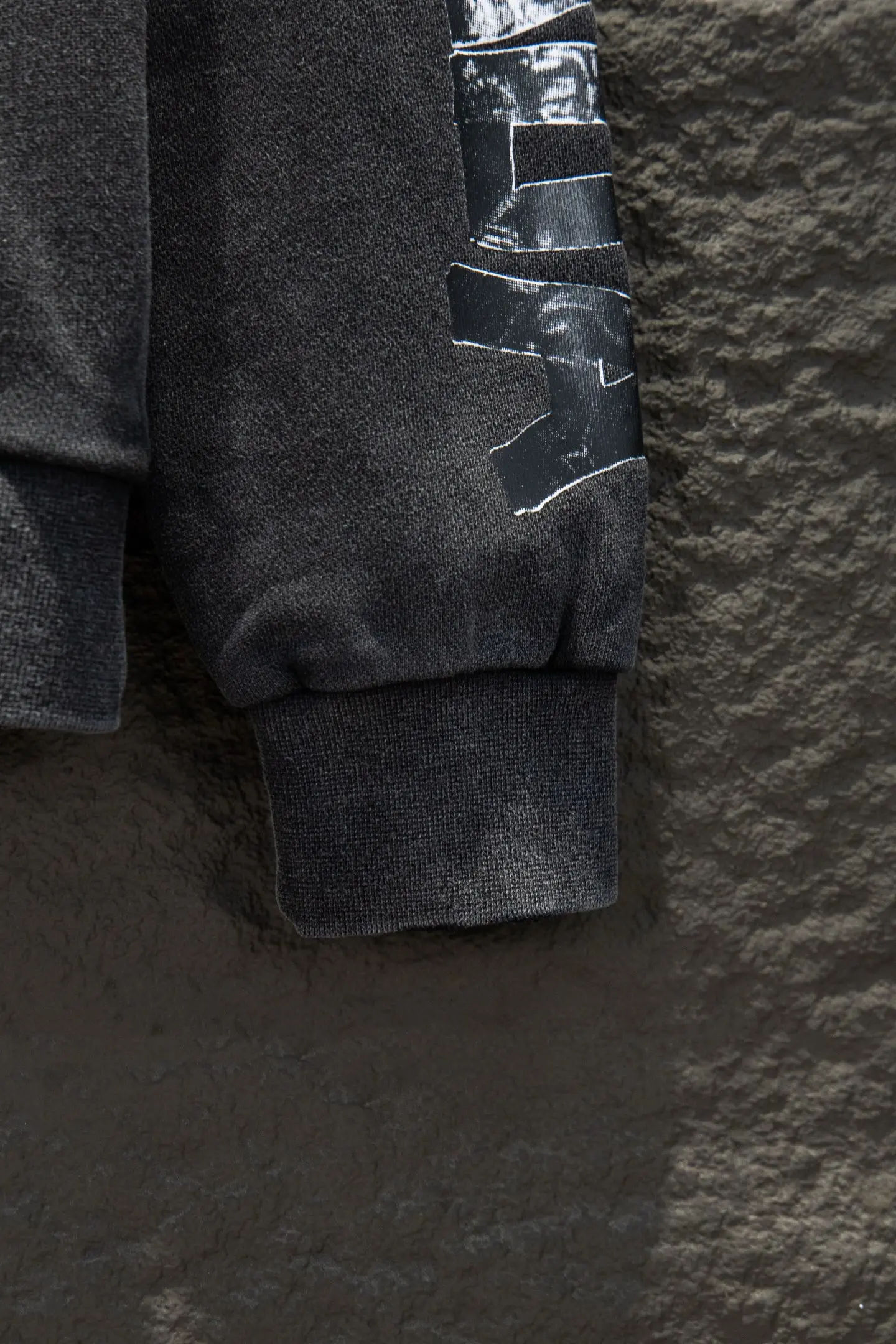Distressed Logo-Embroidered Oversized Hoodie D20922913 — view 12