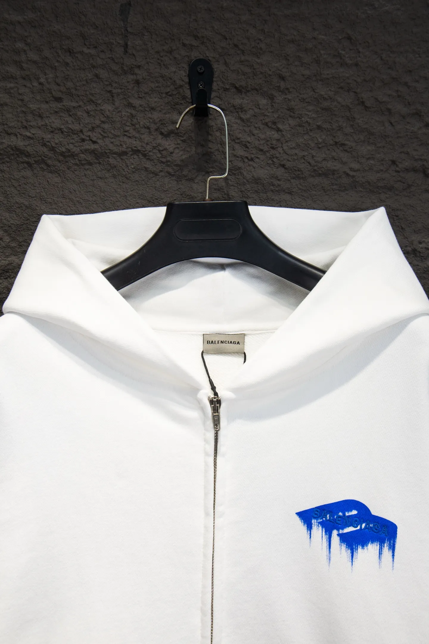 Oversized Embroidered Logo Zip-Up Hoodie D21922919 — view 3