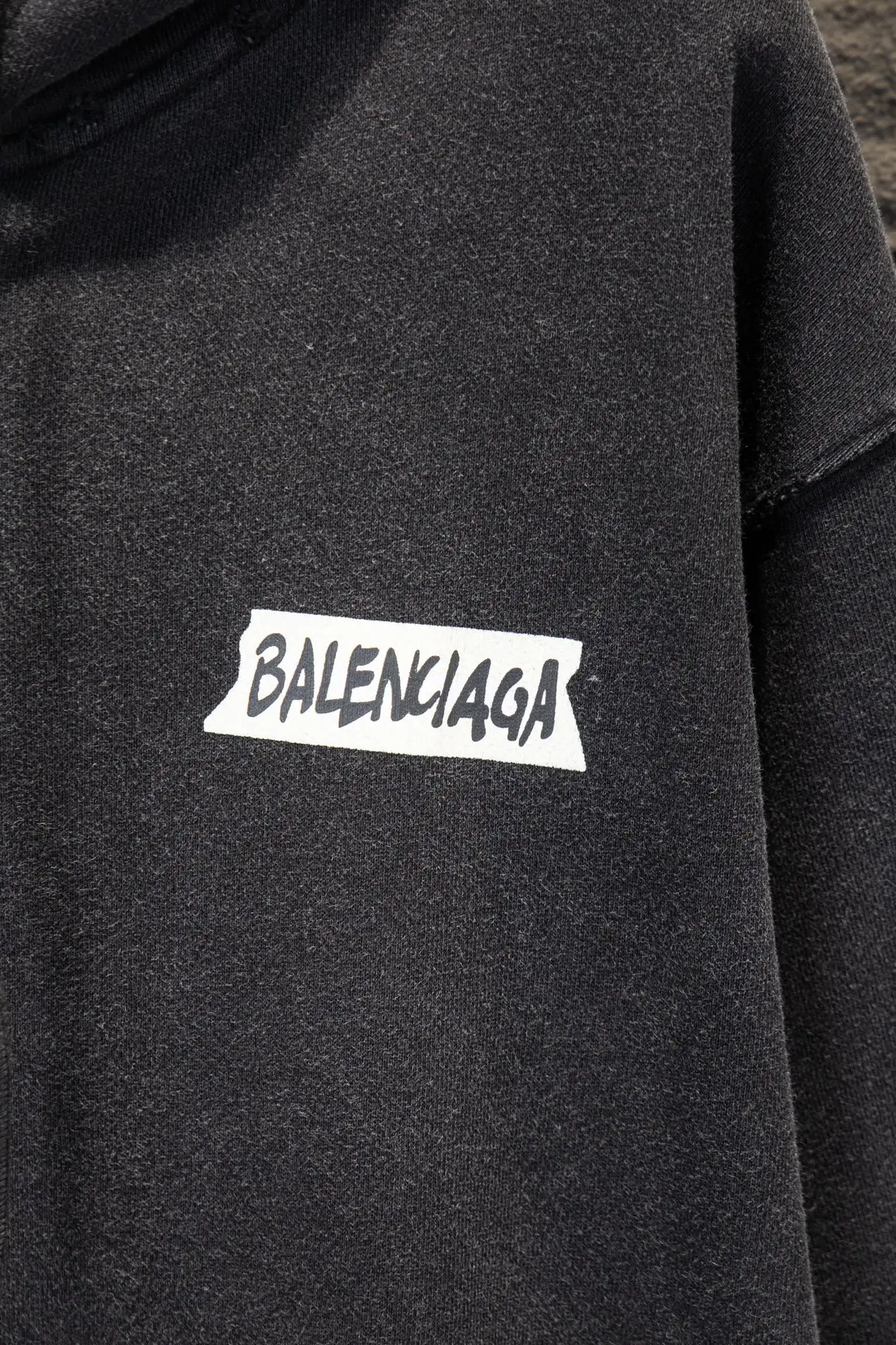 Tape Logo Distressed Zip-Up Hoodie D22922915 — view 4