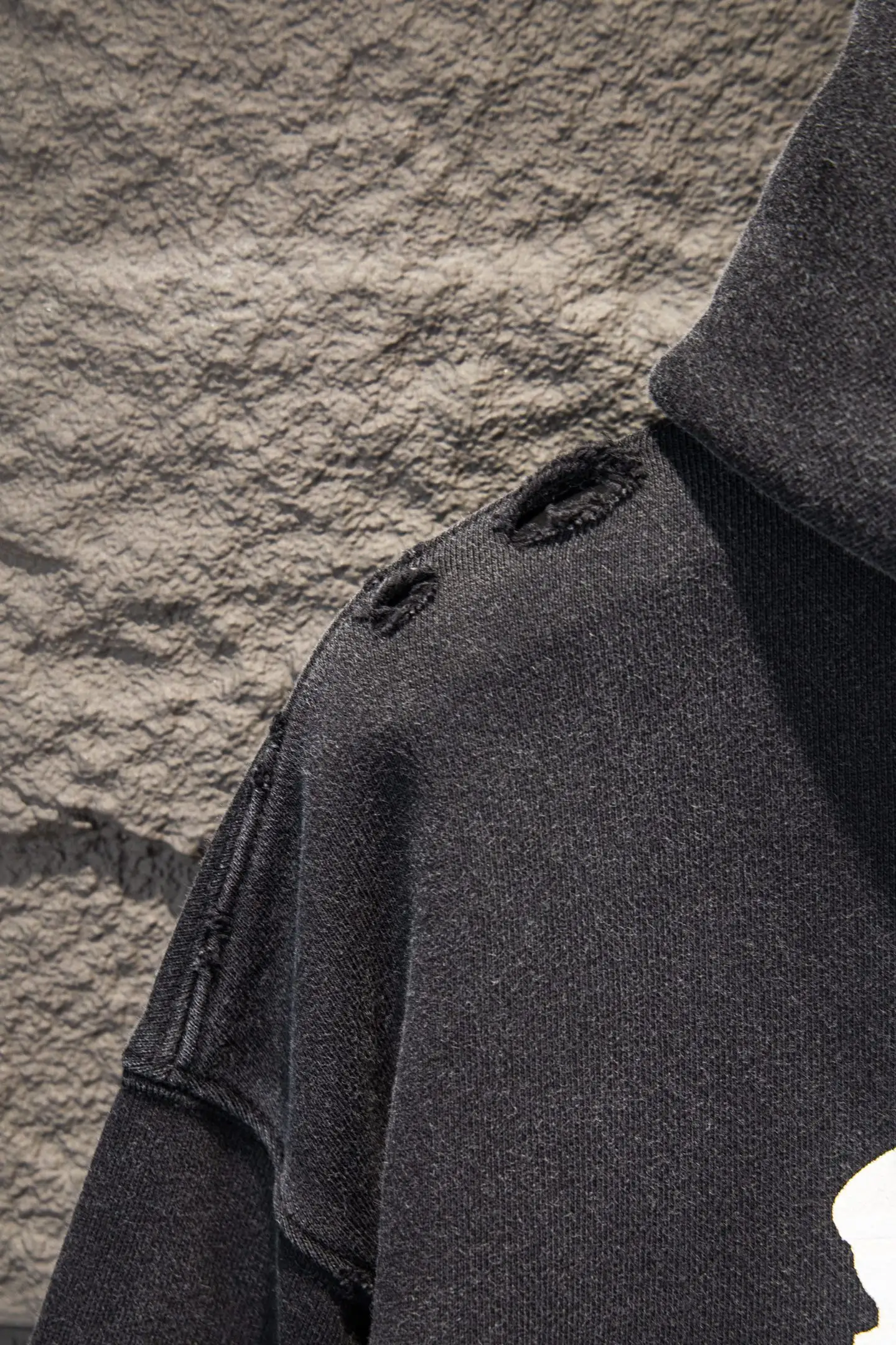 Tape Logo Distressed Zip-Up Hoodie D22922915 — view 7
