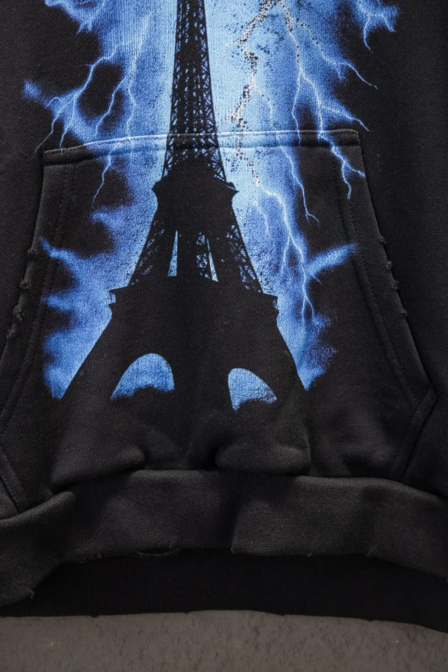 Eiffel Tower Lightning Oversized Hoodie D19522951 — view 6