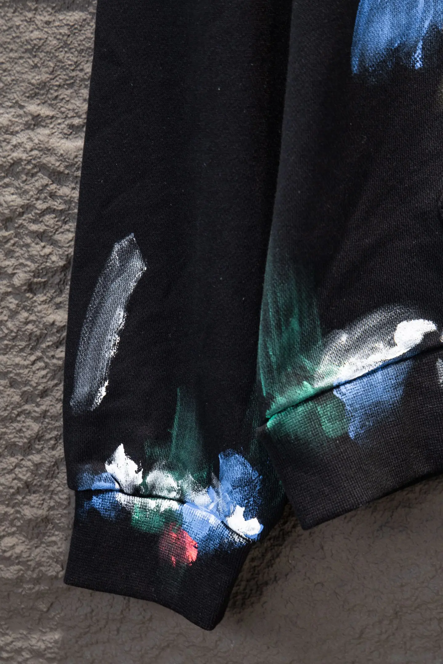 Graffiti Embroidered Oversized Hoodie D19522914 — view 11