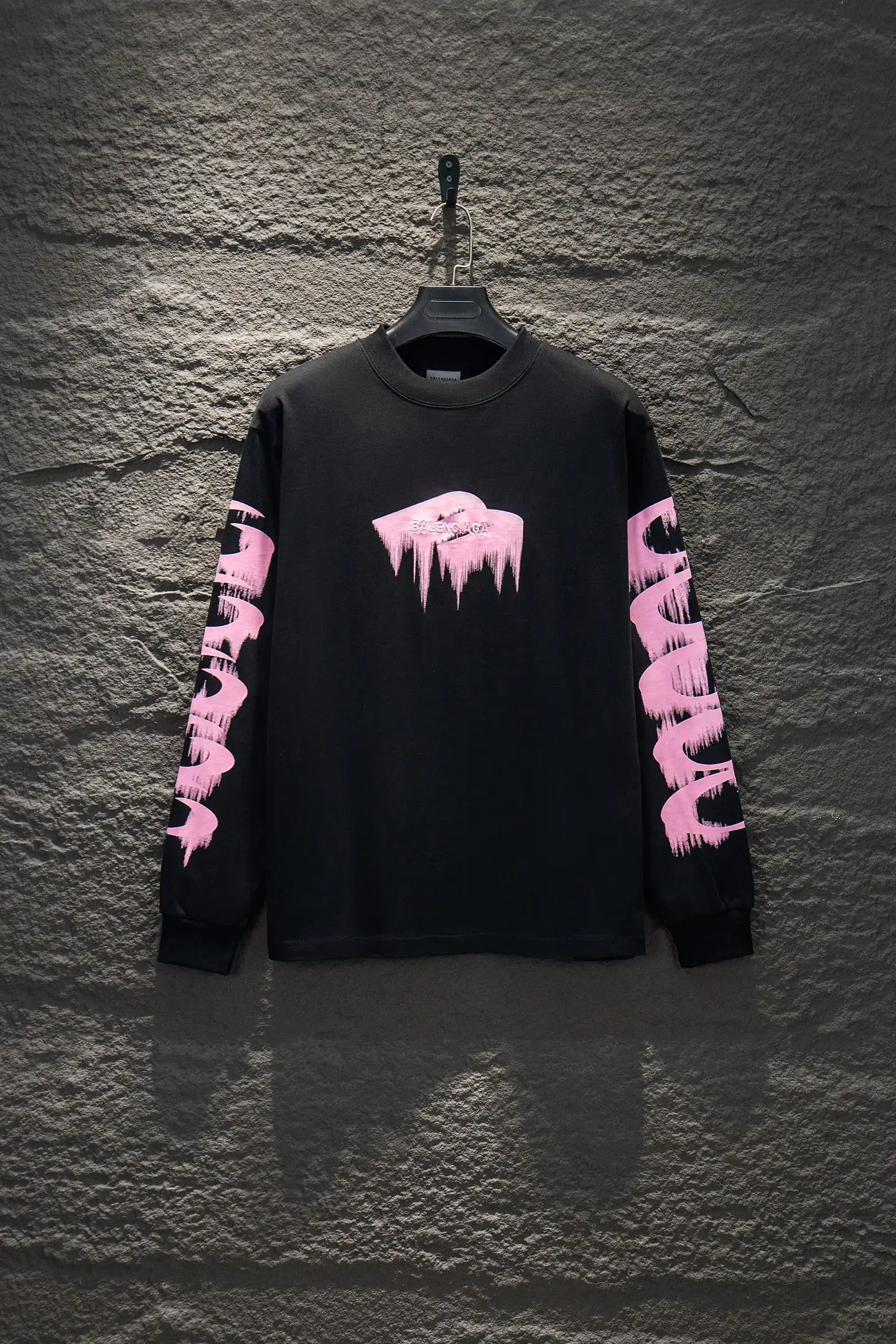 Oversized Embroidered Long-Sleeve T-Shirt D14922960