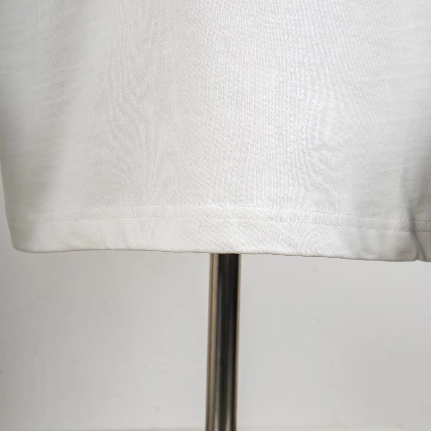 Embellished Logo Cotton T-Shirt D11915052 — view 8