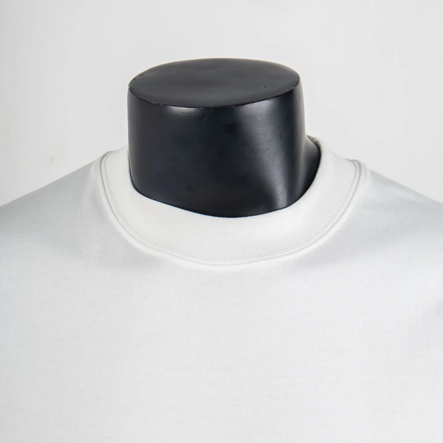 Embellished Logo Cotton T-Shirt D12515027 — view 3