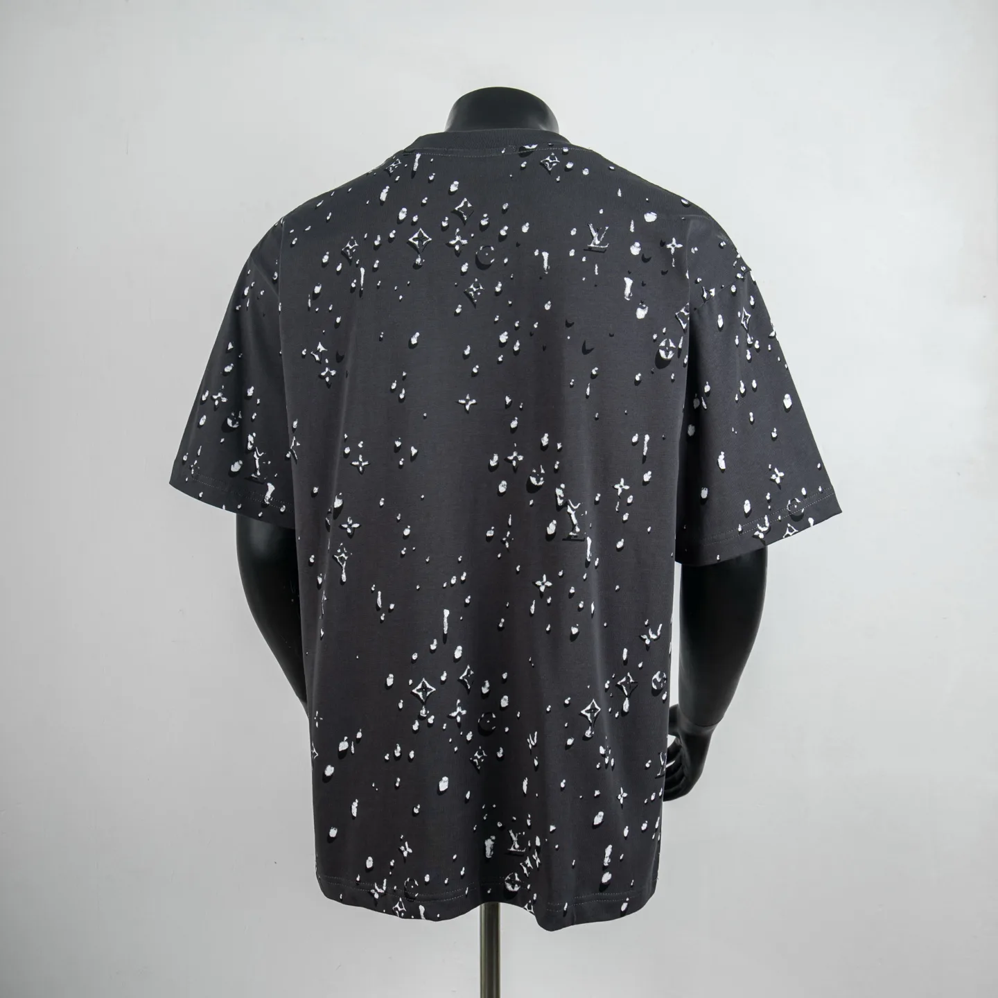 Monogram Raindrop Print Cotton T-Shirt D12515020 — view 2