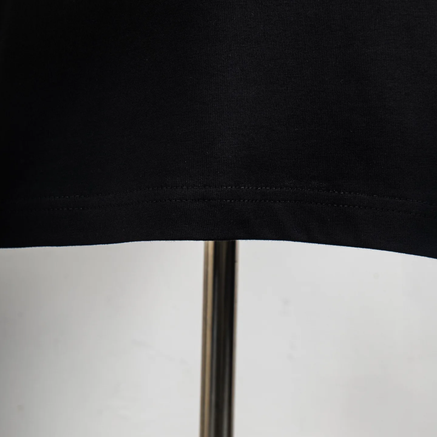 Crystal-Embellished Logo Cotton T-Shirt D11515018 — view 8