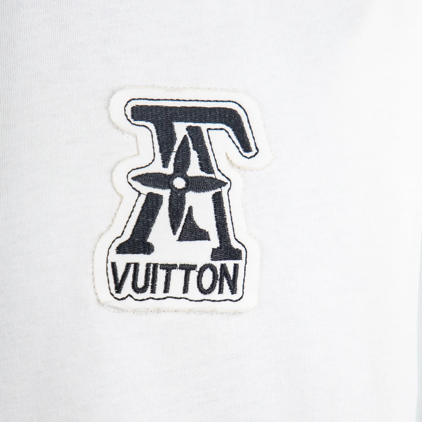 Embroidered Patch Distressed Cotton T-Shirt D12515017 — view 4
