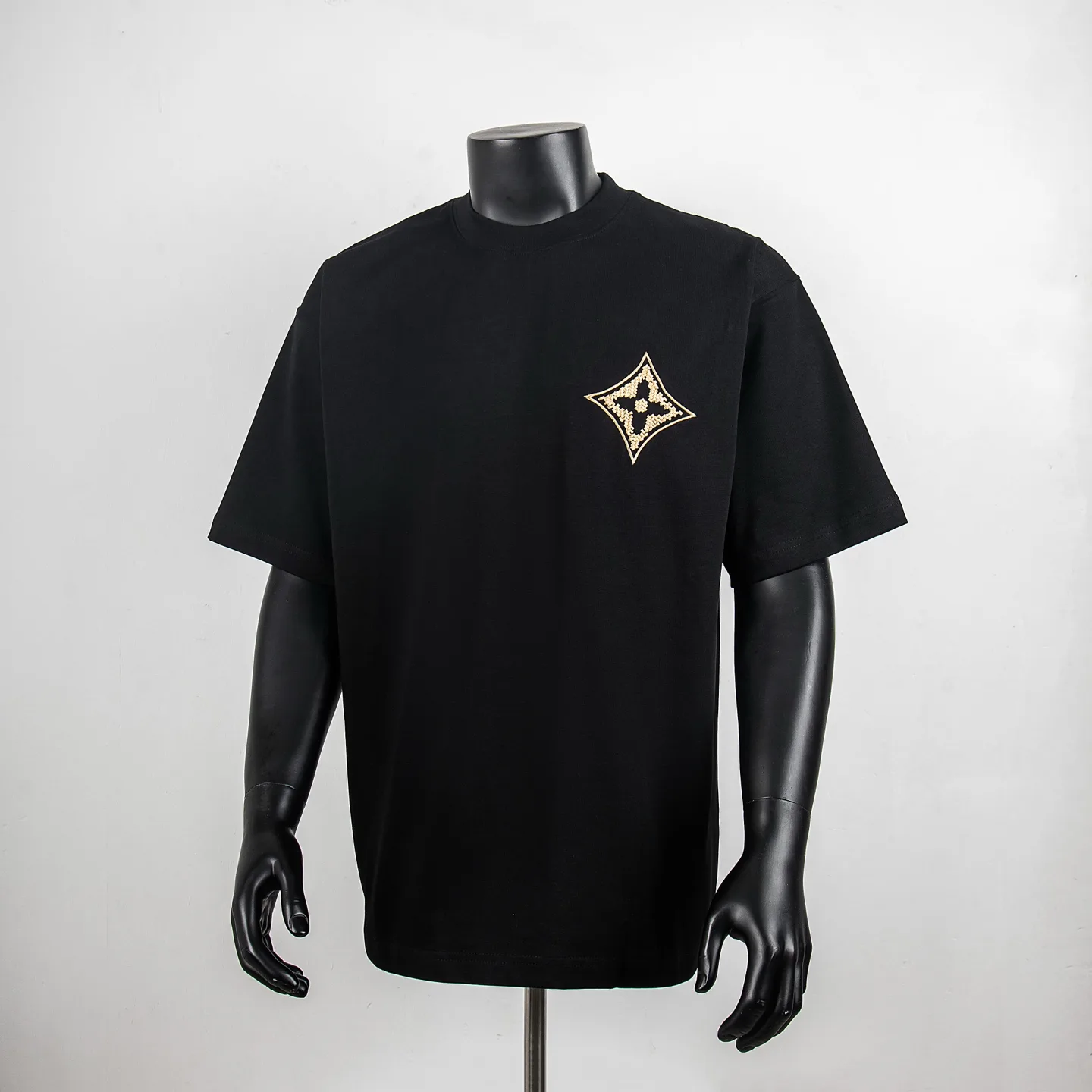 Embroidered Monogram Flower Cotton T-Shirt D11915002