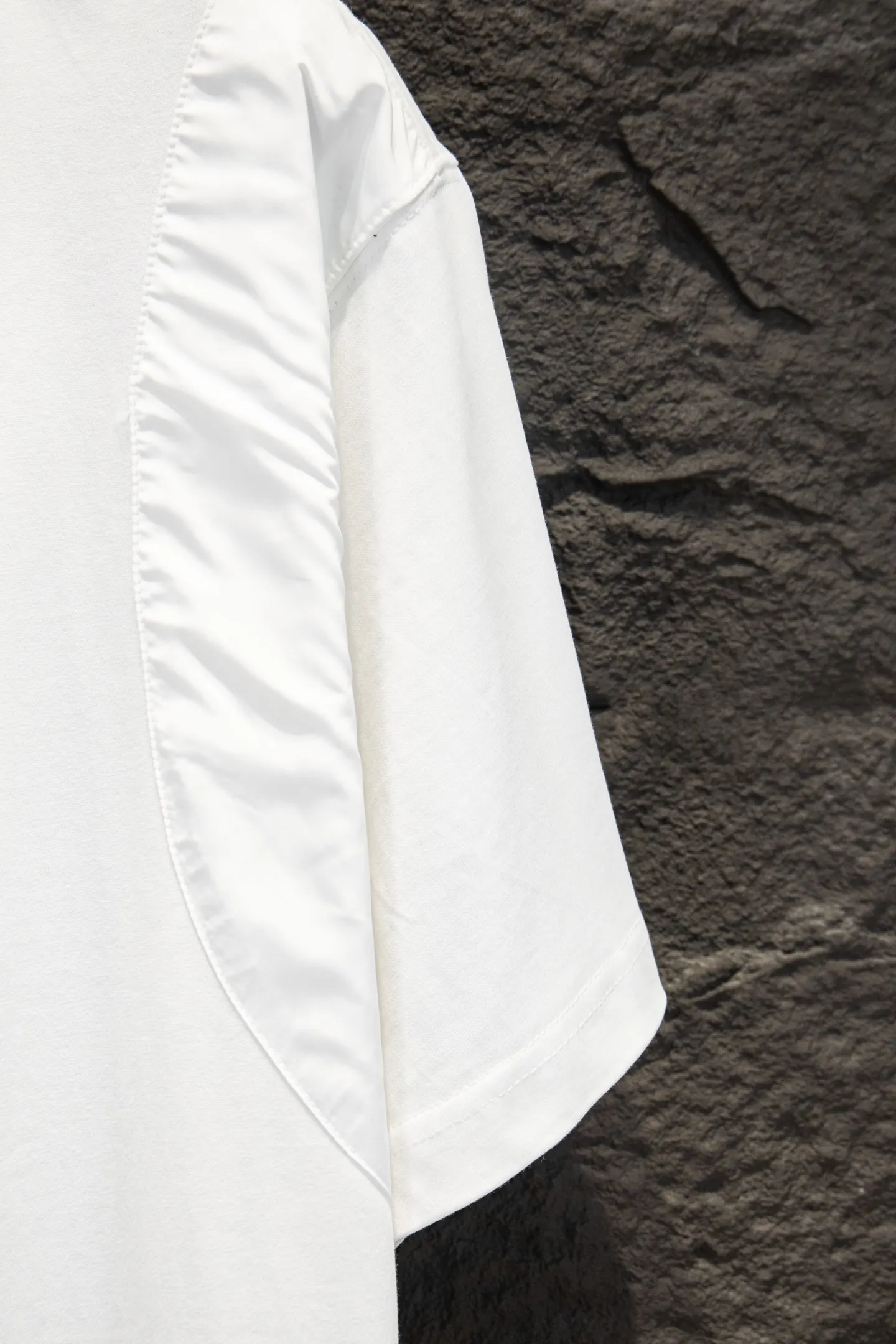 Logo-Appliqué Oversized Cotton T-Shirt D12515065 — view 5