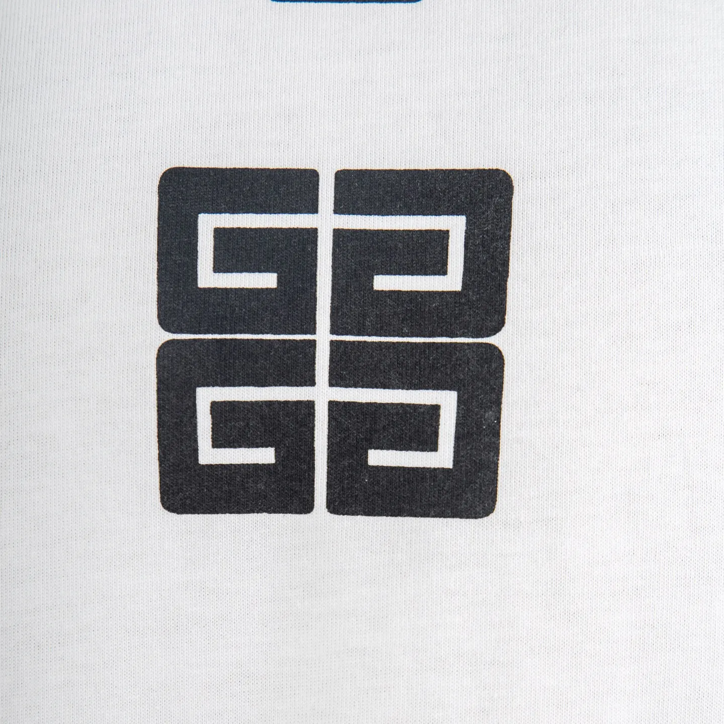 Givenchy Logo and Star Print Cotton T-Shirt D11514996 — view 6