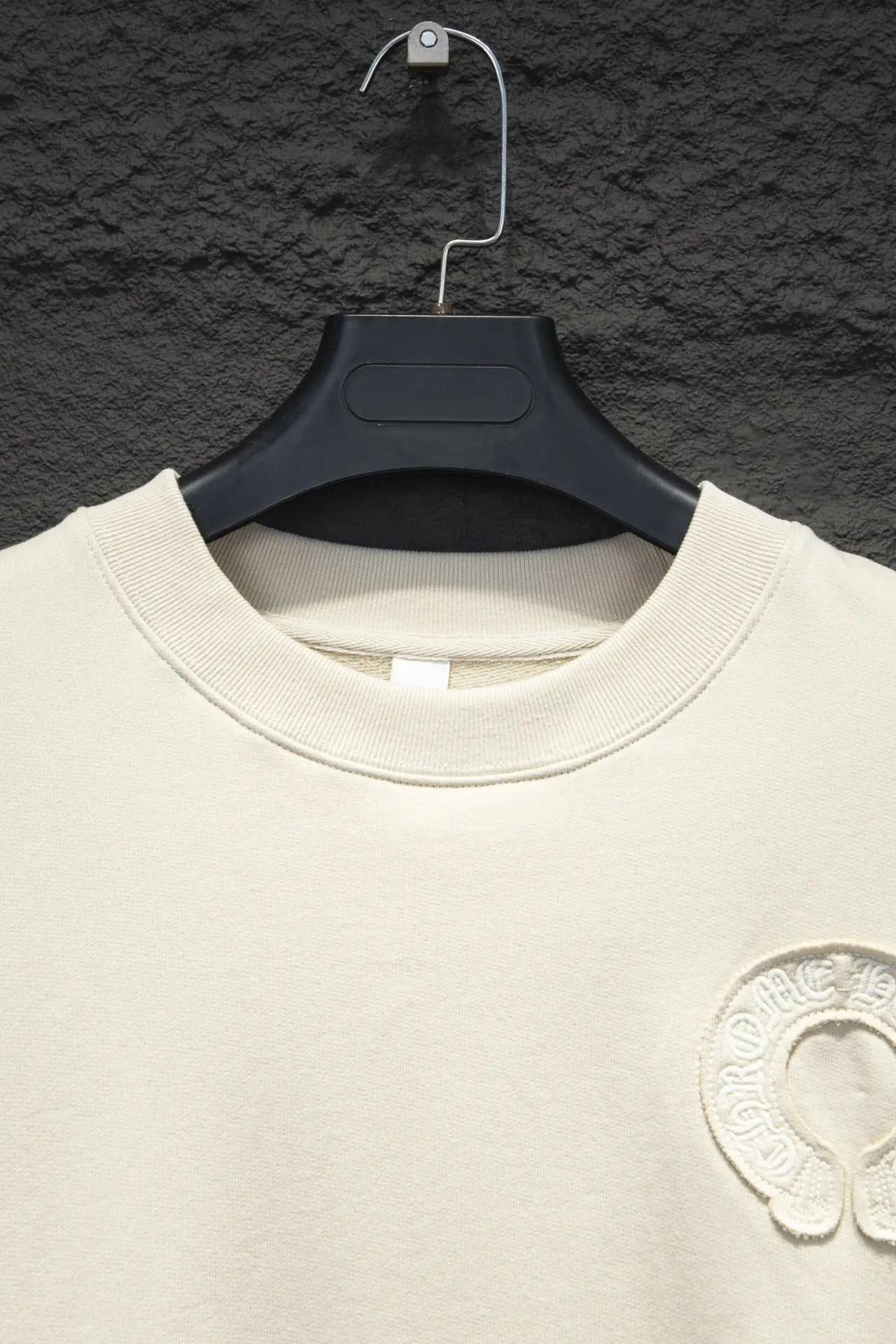 Embroidered Logo Oversized Crew-Neck Sweatshirt D16922992 — view 3