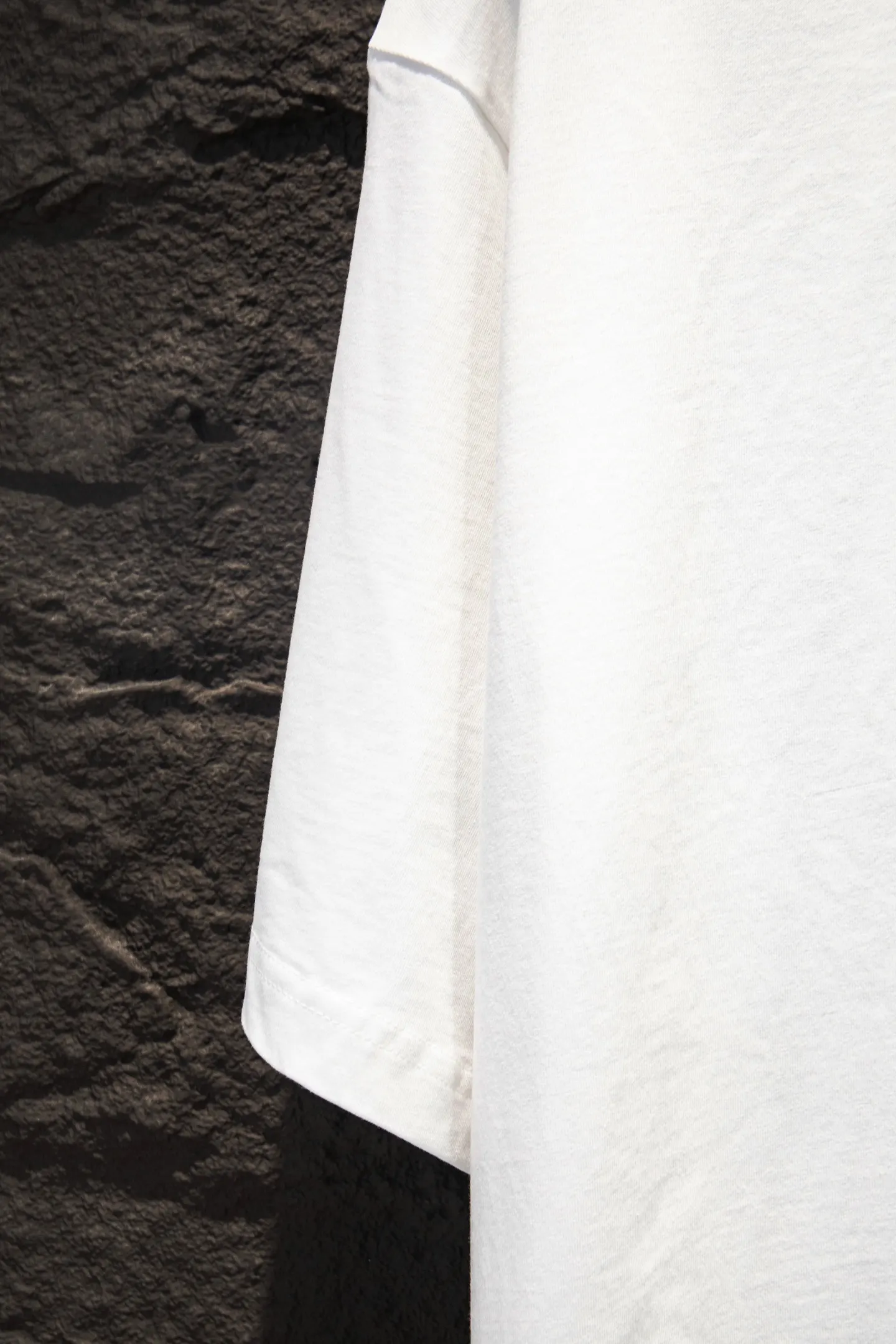 Oversized Distressed Cross Patch T-Shirt D14514962 — view 8
