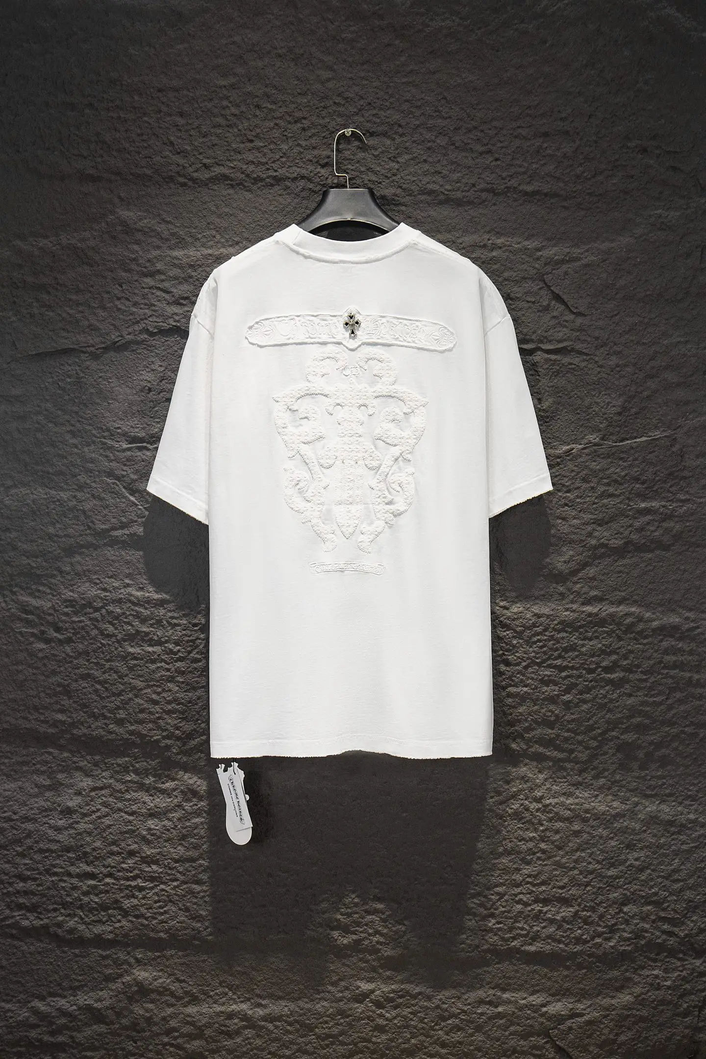 Distressed Embroidered Oversized T-Shirt D14514961 — view 2