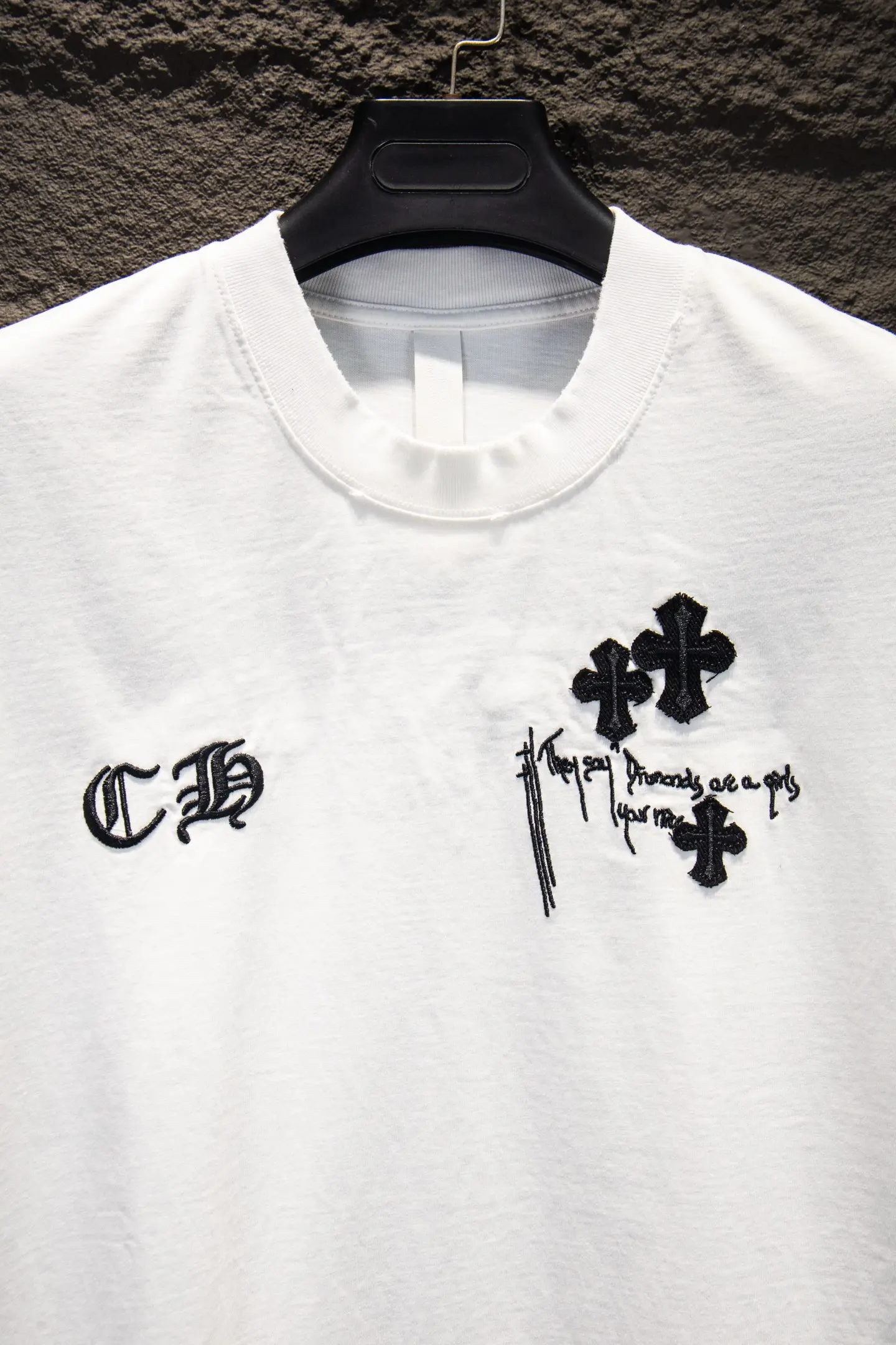 Embroidered Patch Oversized Cotton T-Shirt D13514956 — view 3