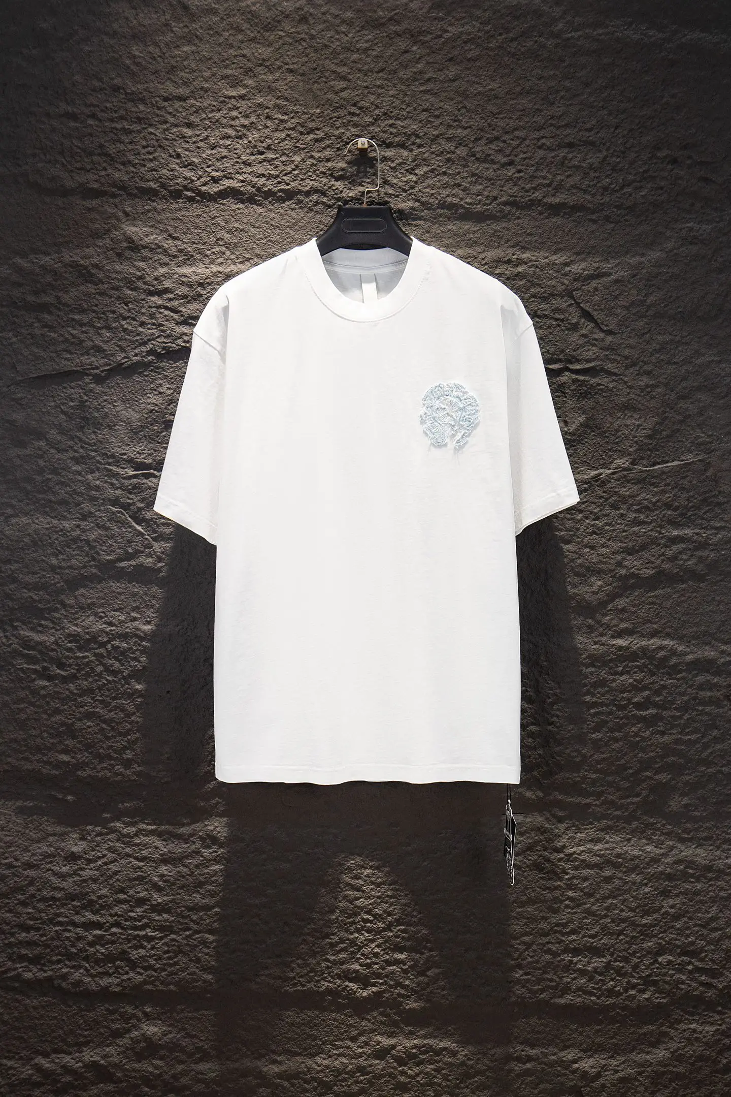 Embroidered Patch Oversized Cotton T-Shirt D13514952