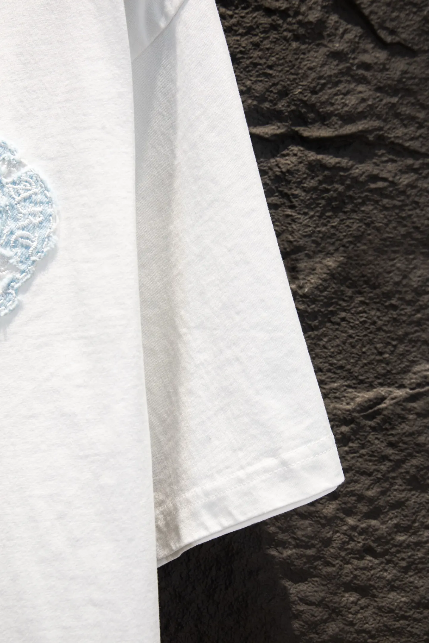 Embroidered Patch Oversized Cotton T-Shirt D13514952 — view 7