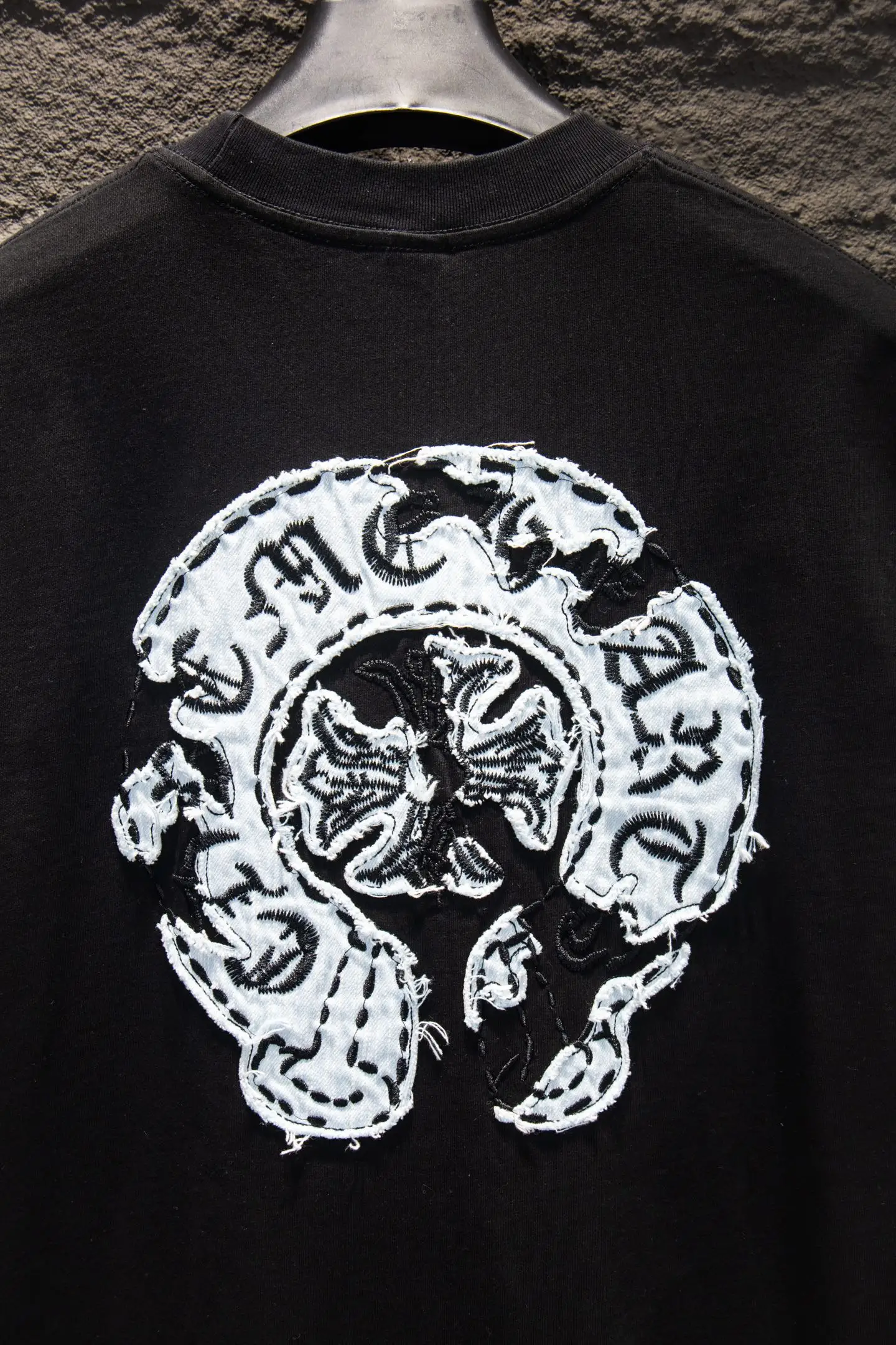 Embroidered Patch Oversized Cotton T-Shirt D13514953 — view 5
