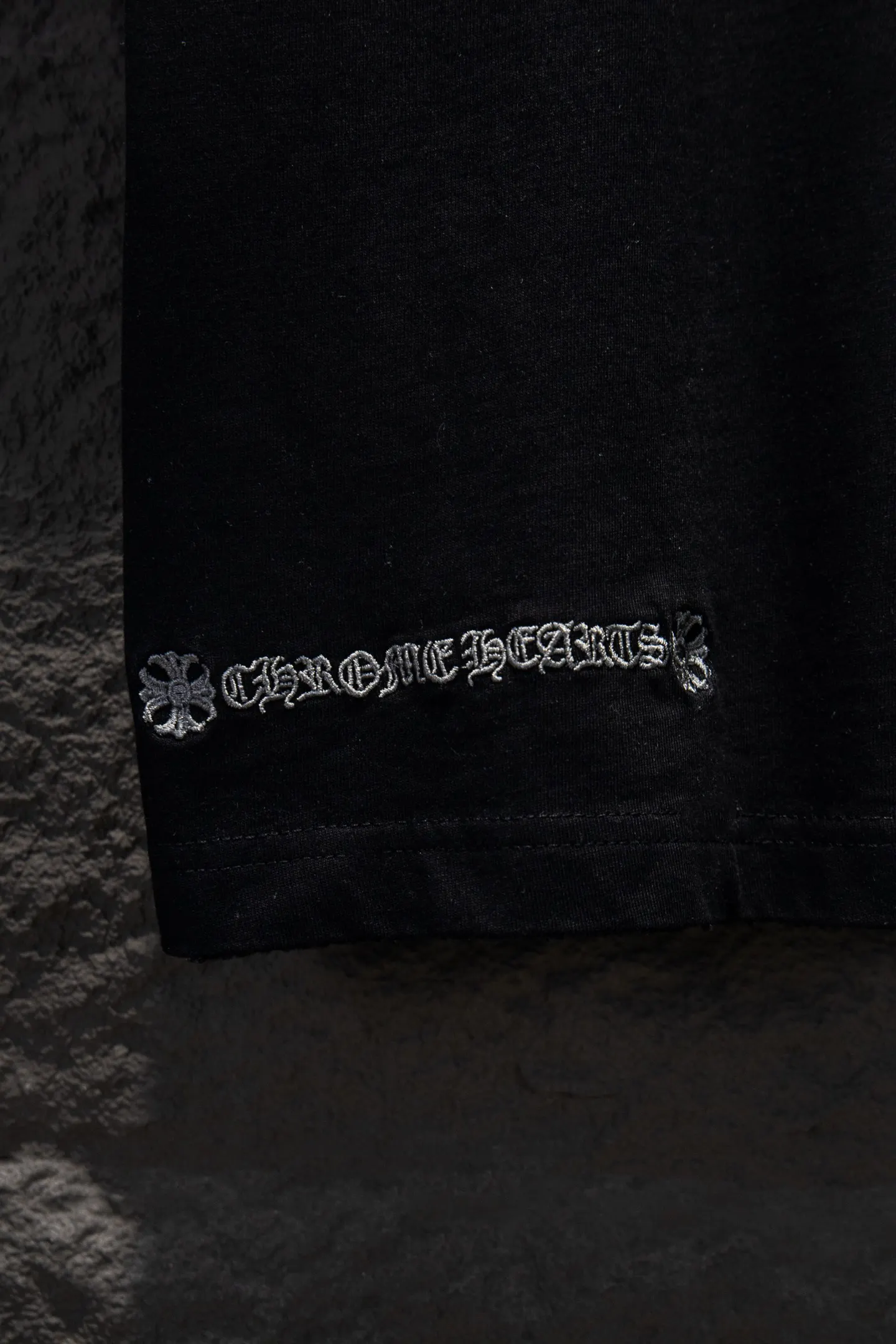 Embroidered Oversized Distressed T-Shirt D14514929 — view 6