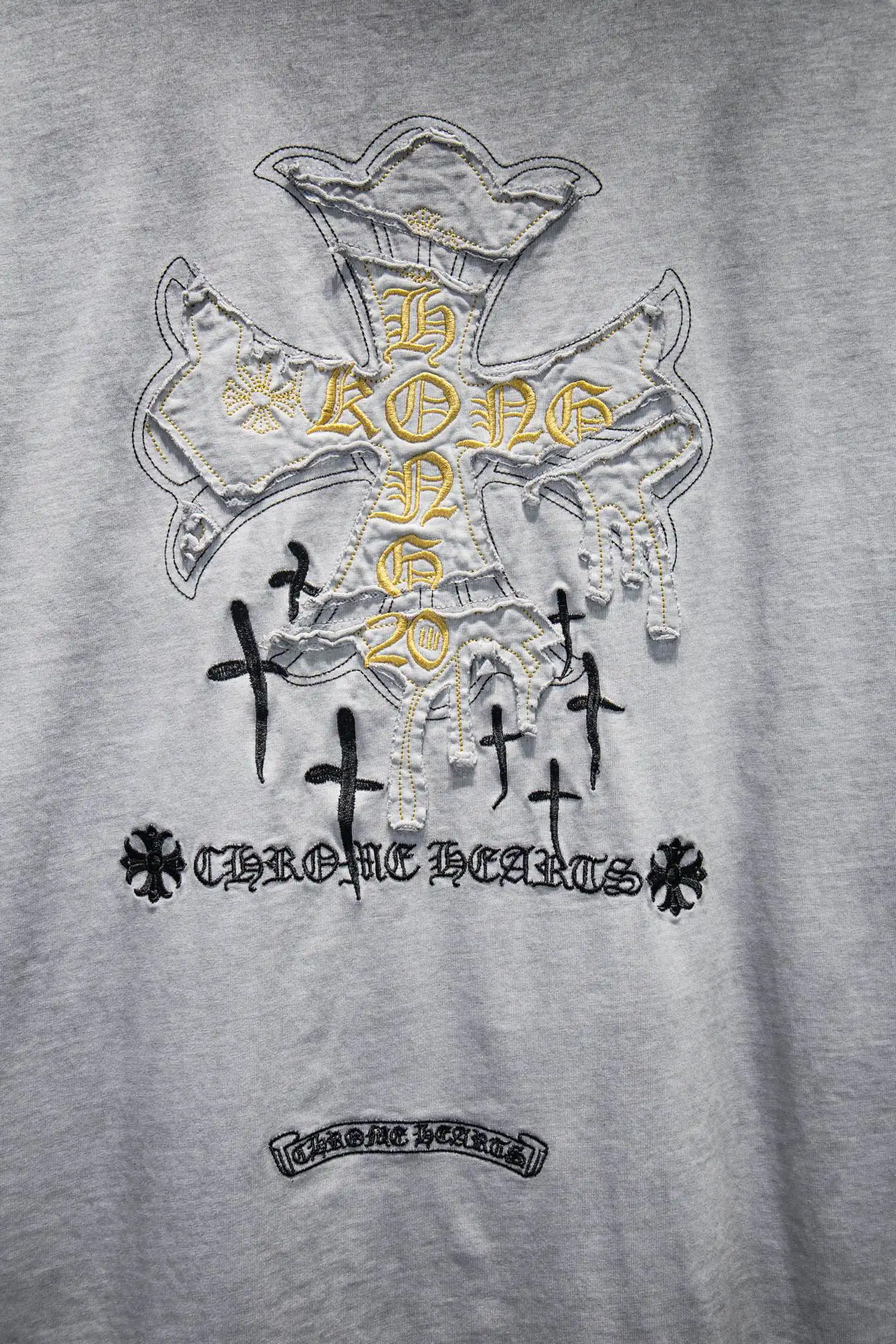 Oversized Distressed Embroidered T-Shirt D14514927 — view 6