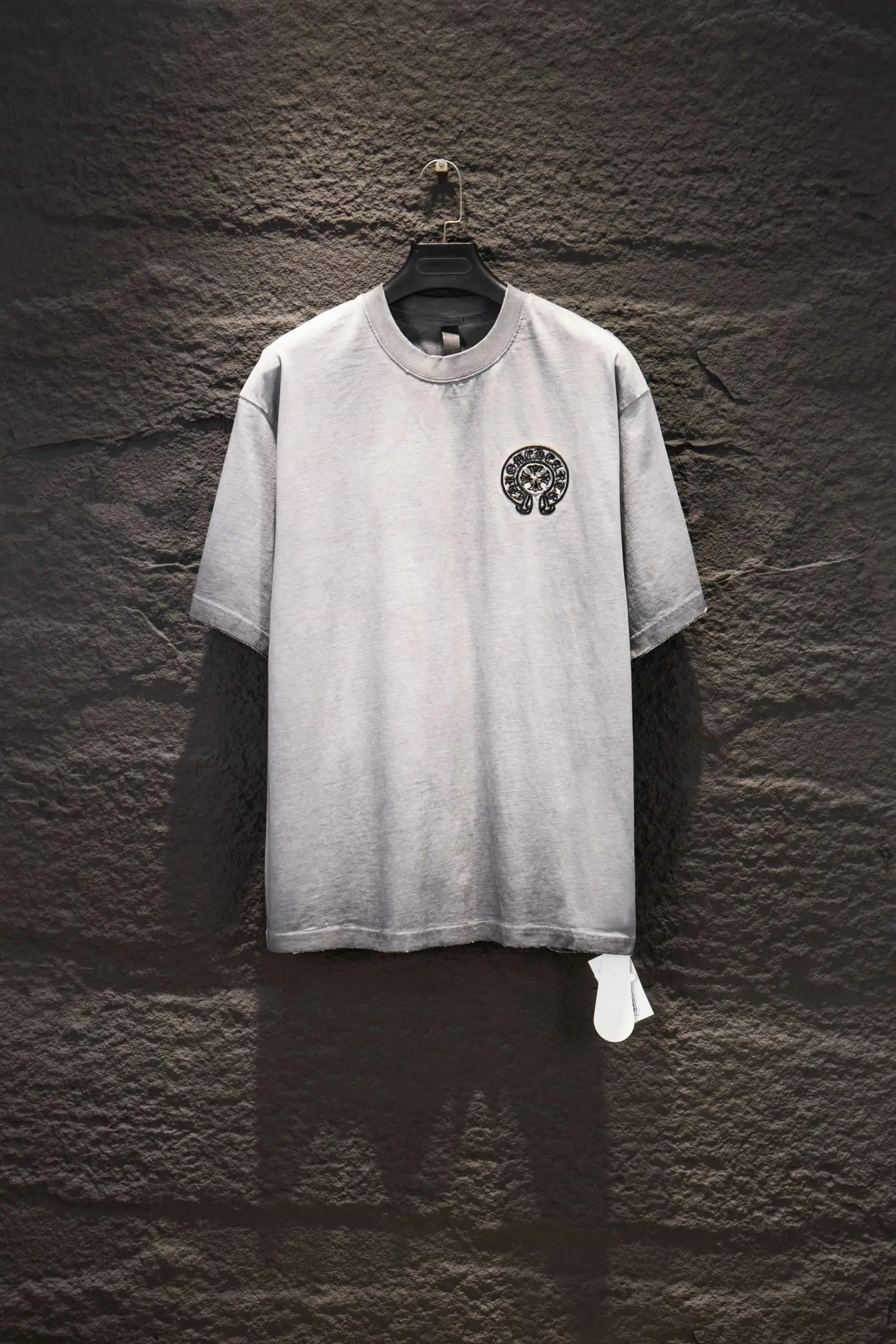 Oversized Embroidered Distressed Cotton T-Shirt D14515092