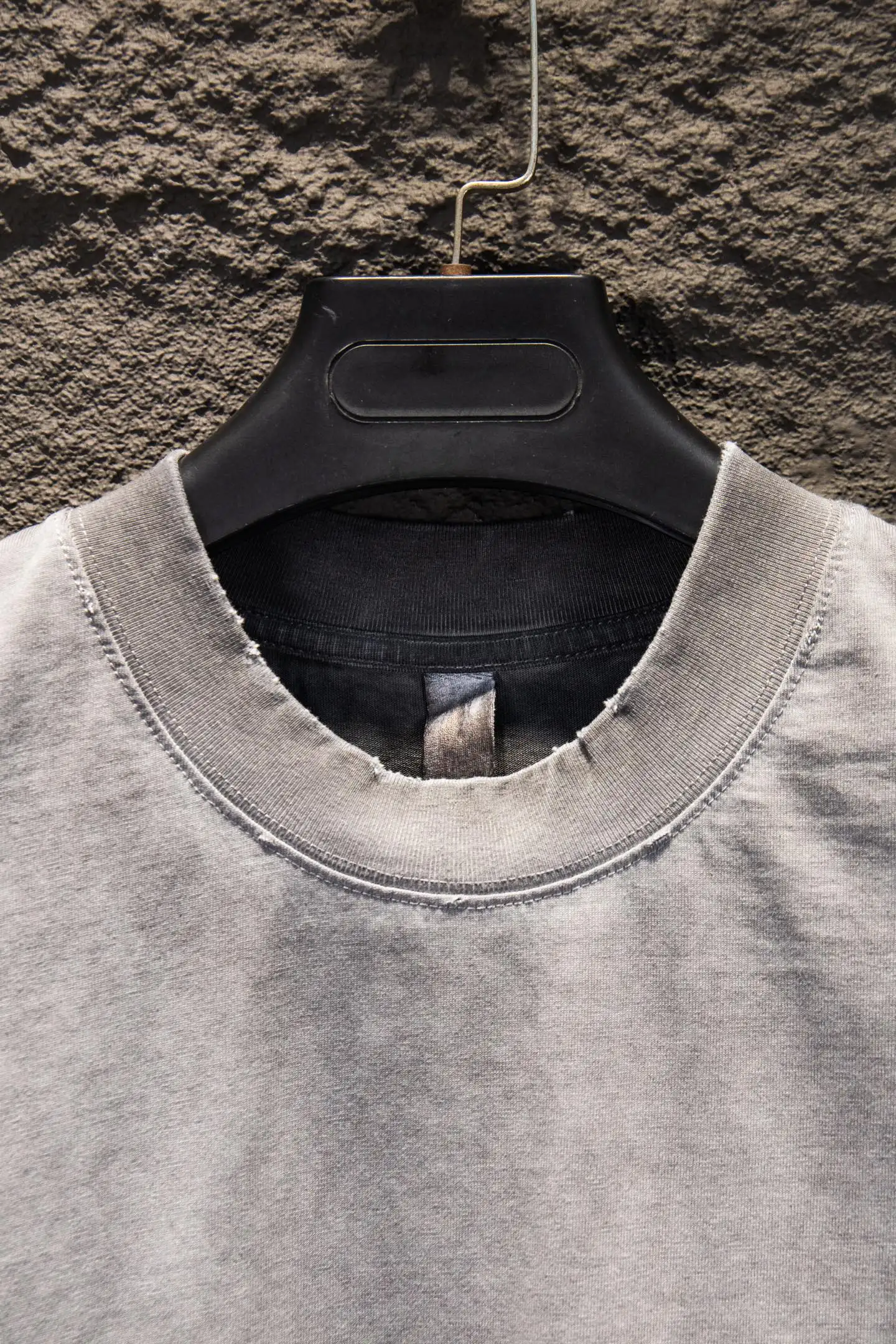 Logo-Flocked Acid-Wash Oversized T-Shirt D13515090 — view 3