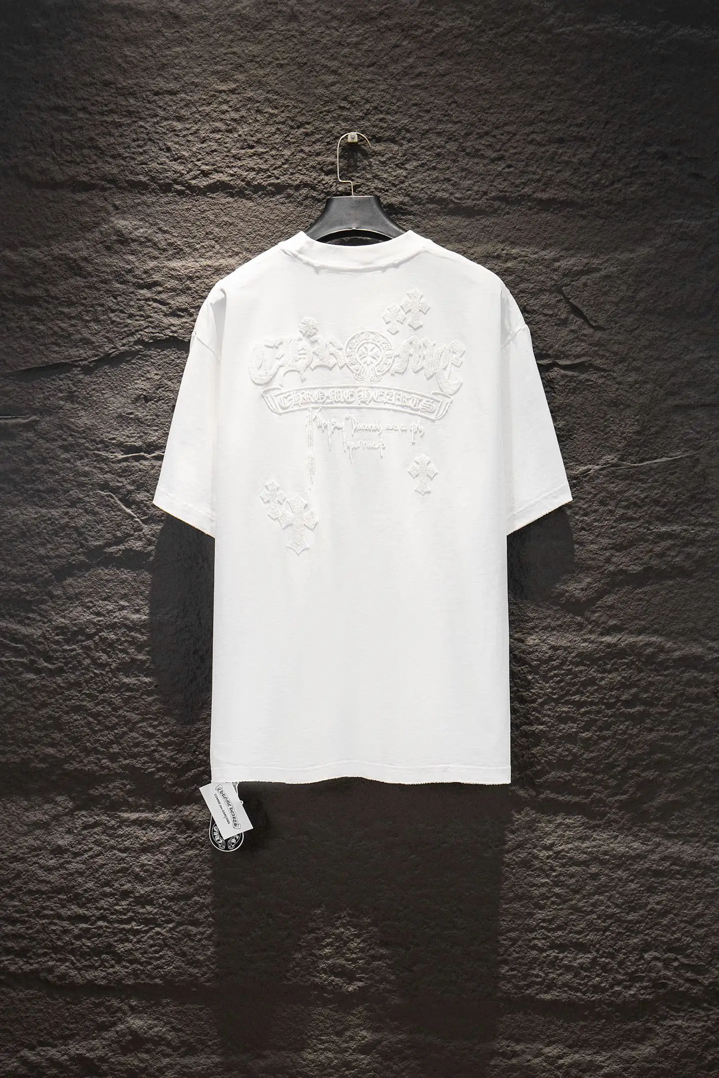 Embroidered Distressed Oversized T-Shirt D14515088 — view 2
